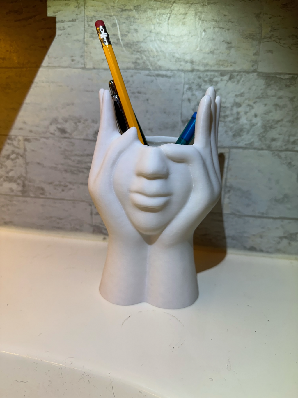 Face Vase/Pen cup