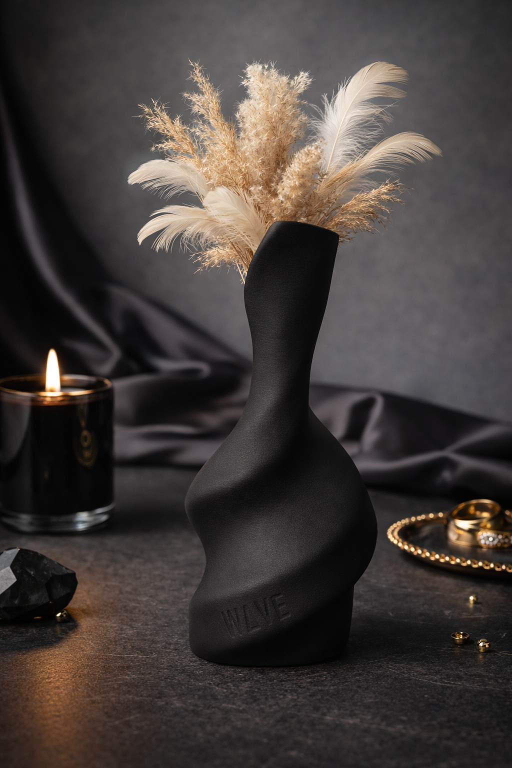 WΔVE Elegance - Glamour Vase for your Modern Home