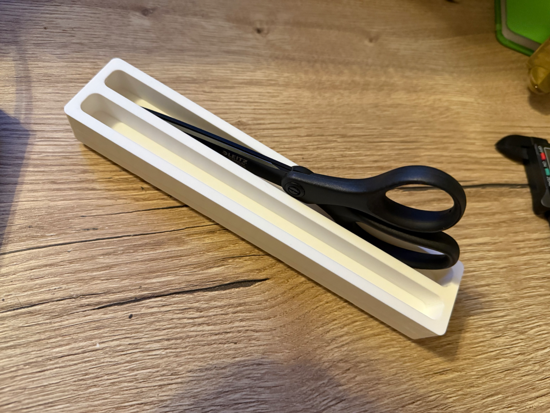 Gridfinity 1x5 long object bin (e.g. for scissors)