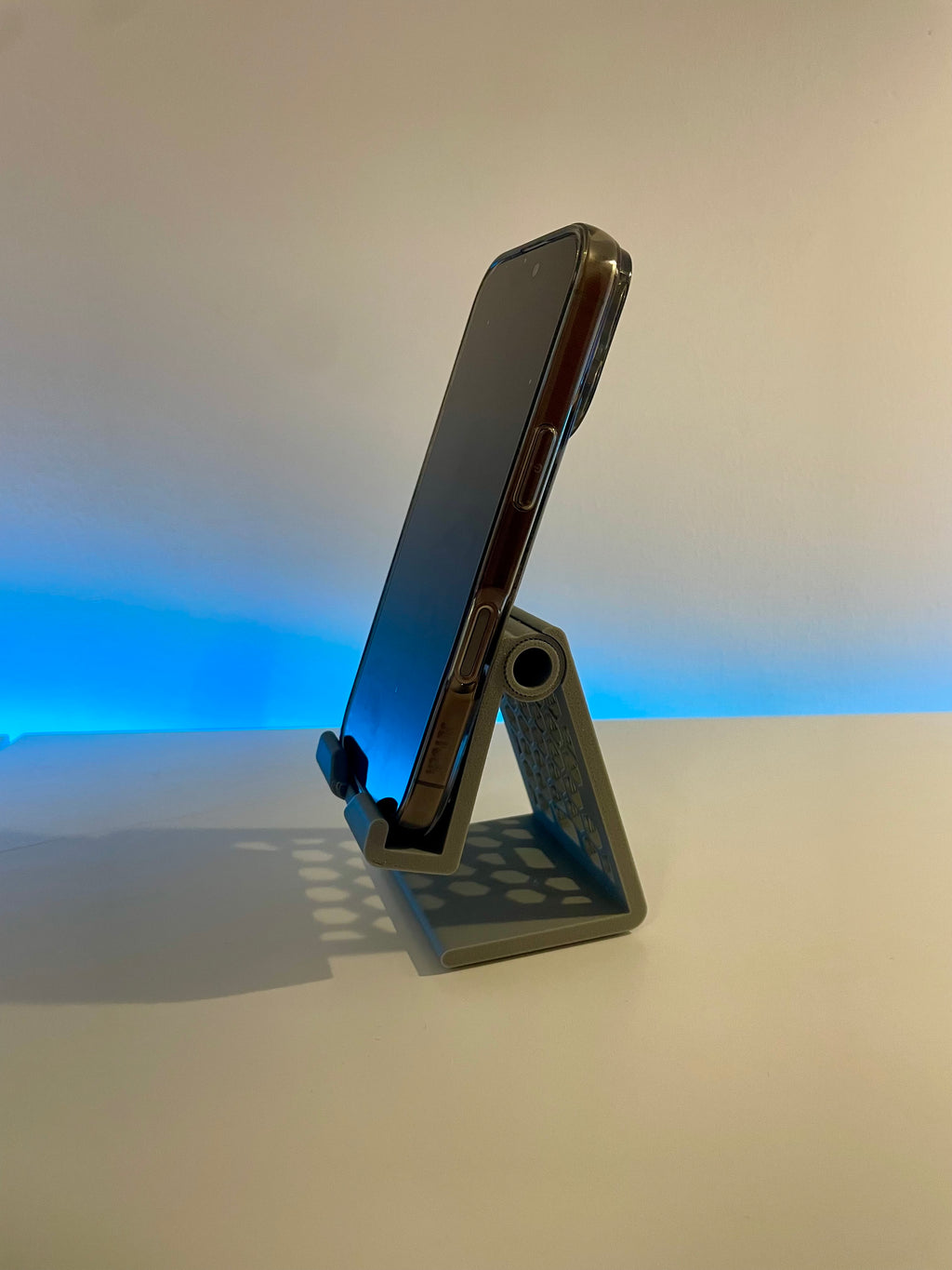 phone stand with adjustable angle