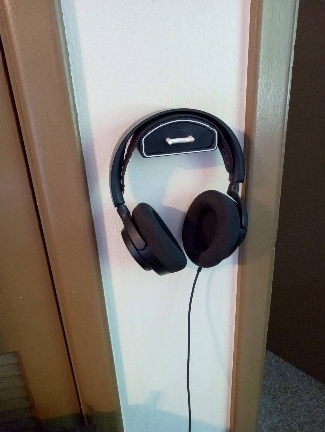 Headphone Wall Mount with Drawer