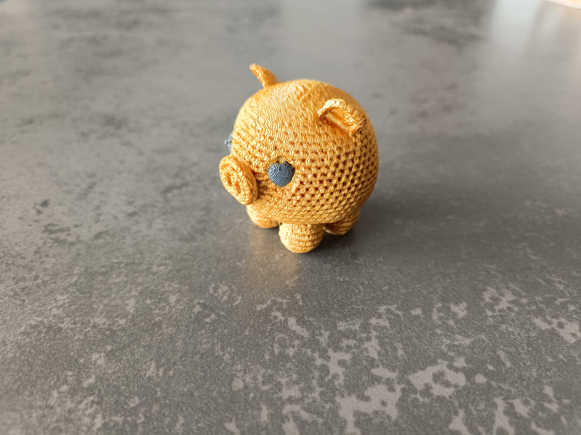 Crochet pig