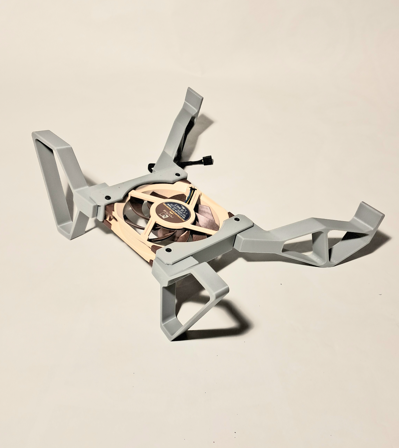 LAPTOP STAND DRONE INSPIRED
