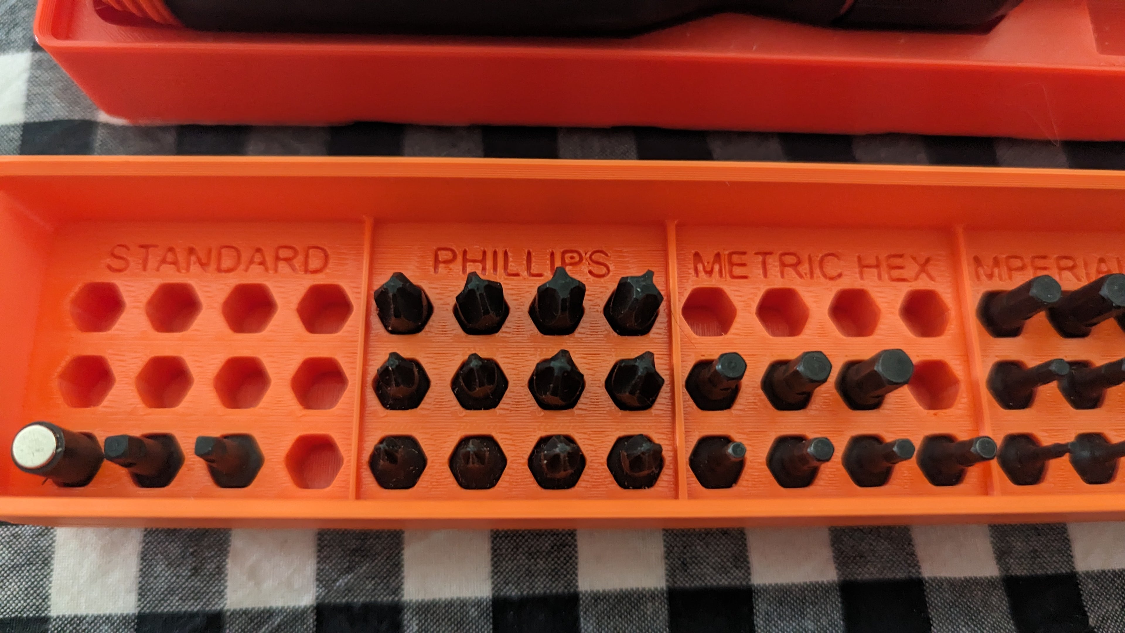 Gridfinity Bin for LTT Screwdriver bits