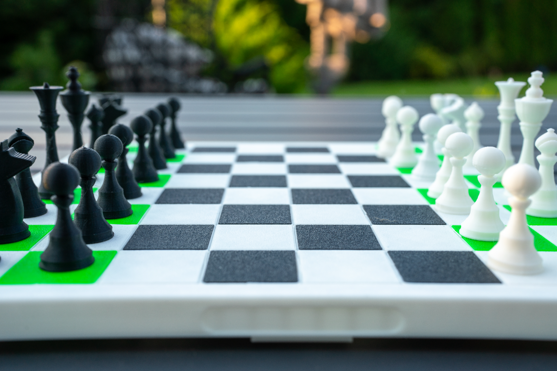 Multicolor Chess travel edition - print in place