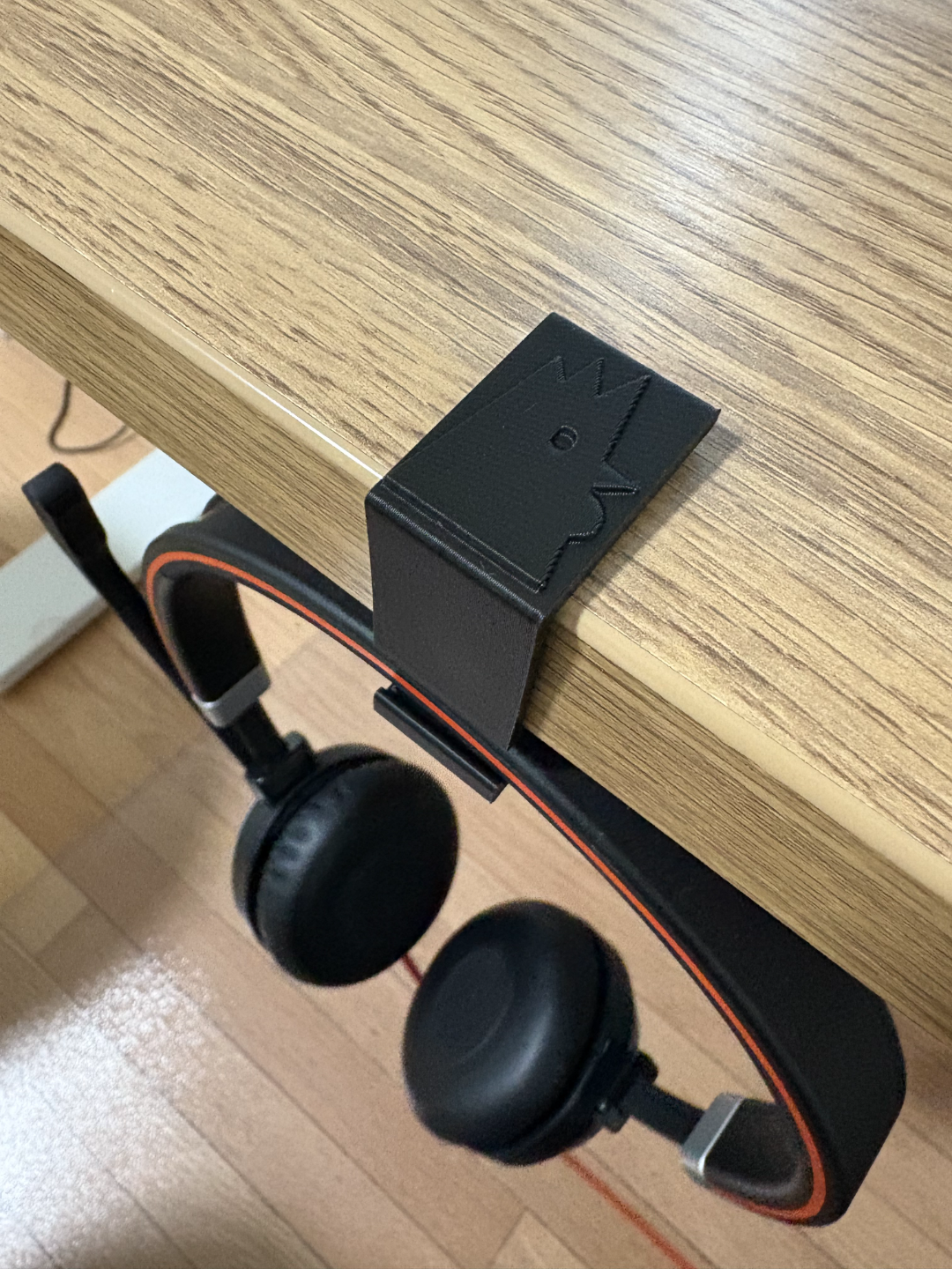 Headphone Holder With Chicken Head Logo