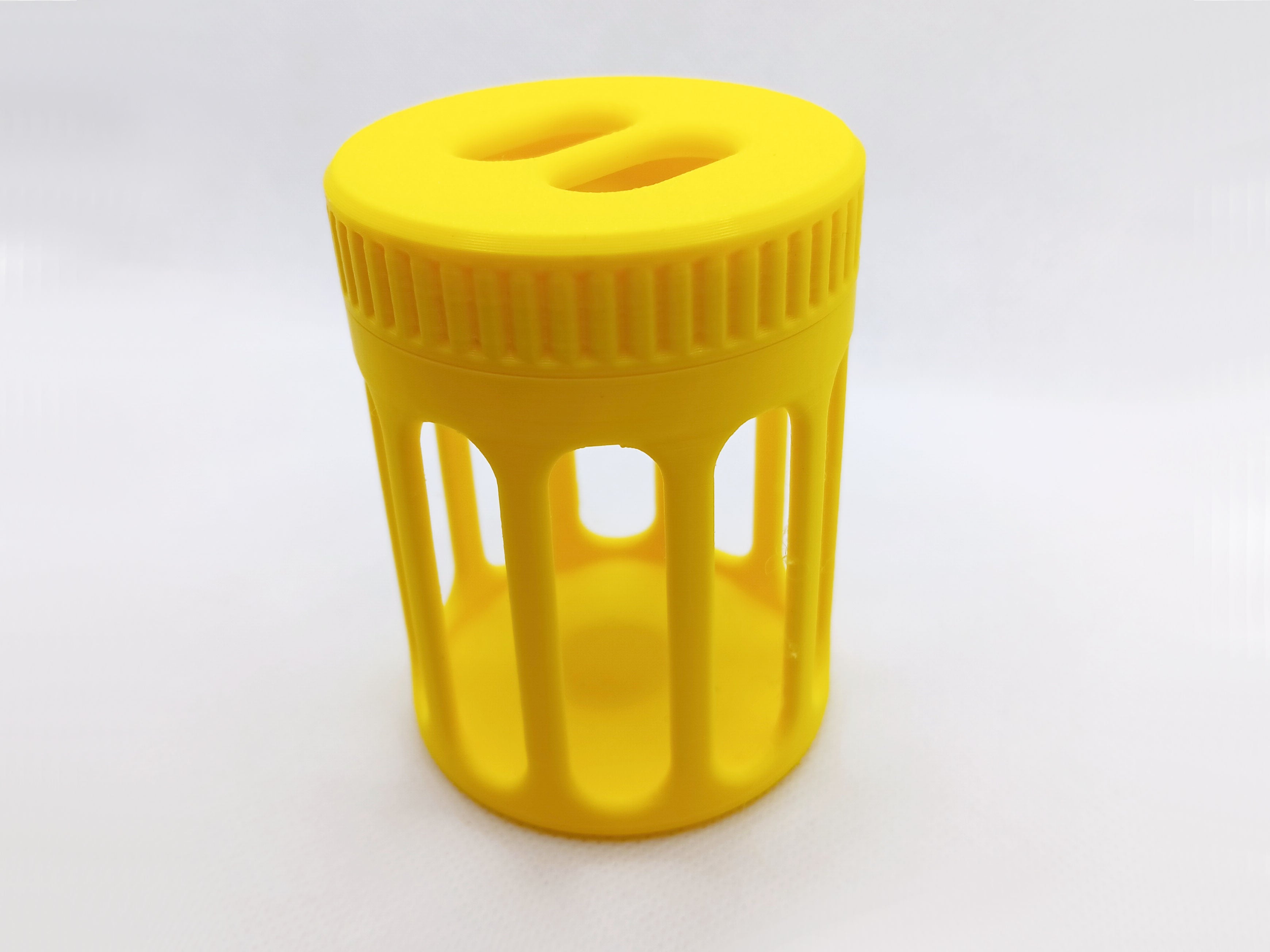 Bird Foraging Barrel Toy