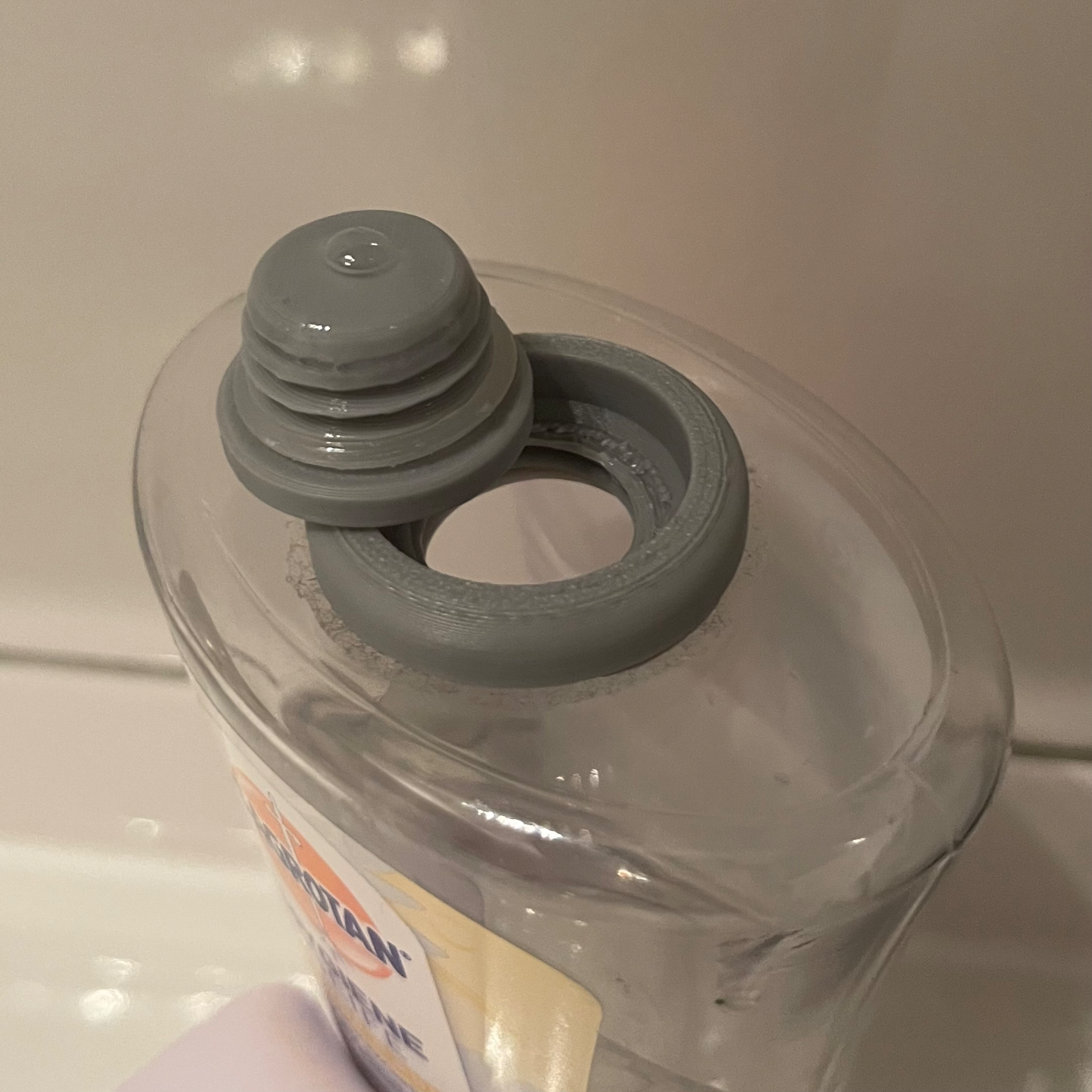 Threaded Refill Cap for No-Touch Soap Dispenser