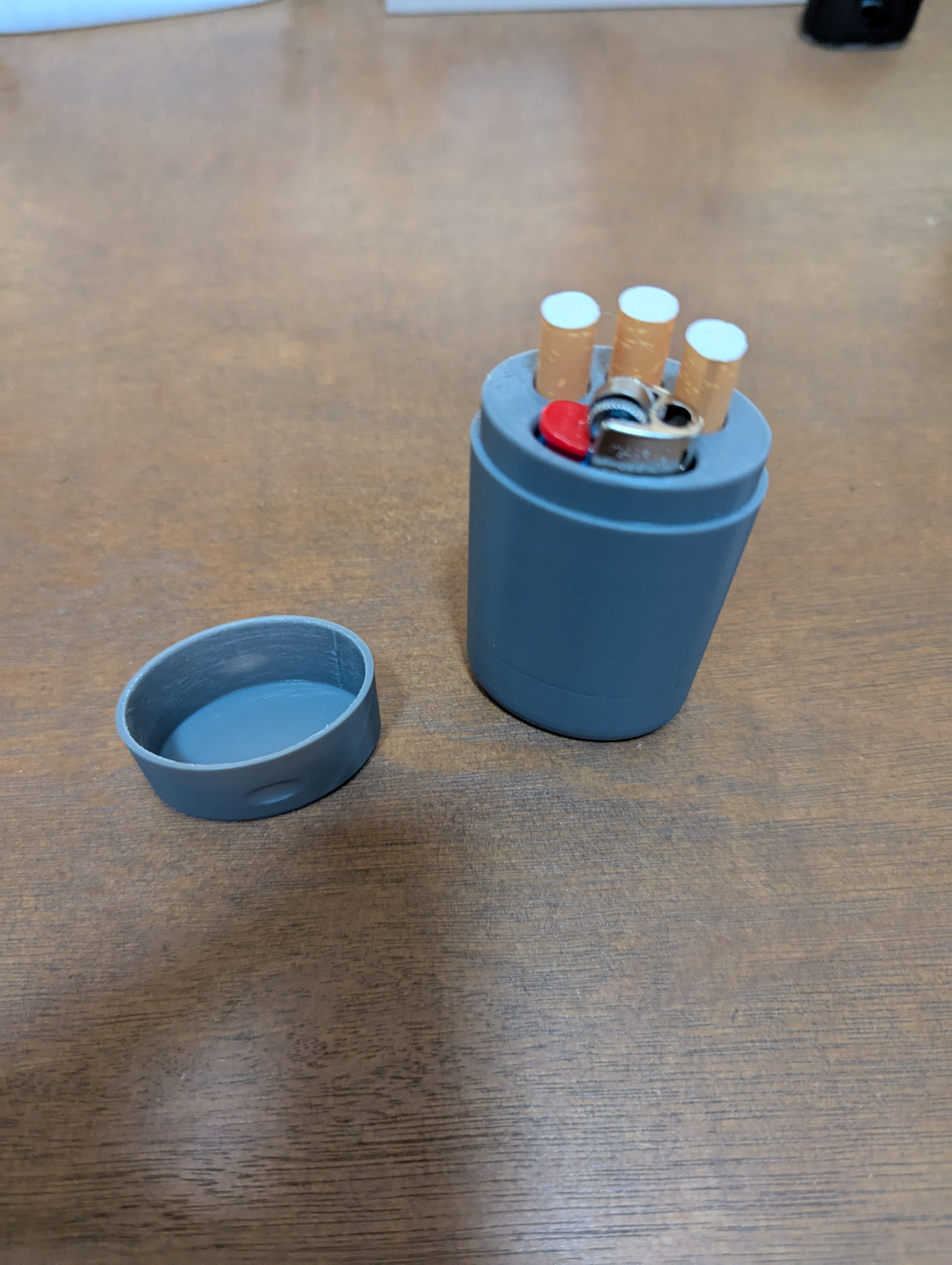 Cigarette Case 3 pcs plus Bic mini lighter