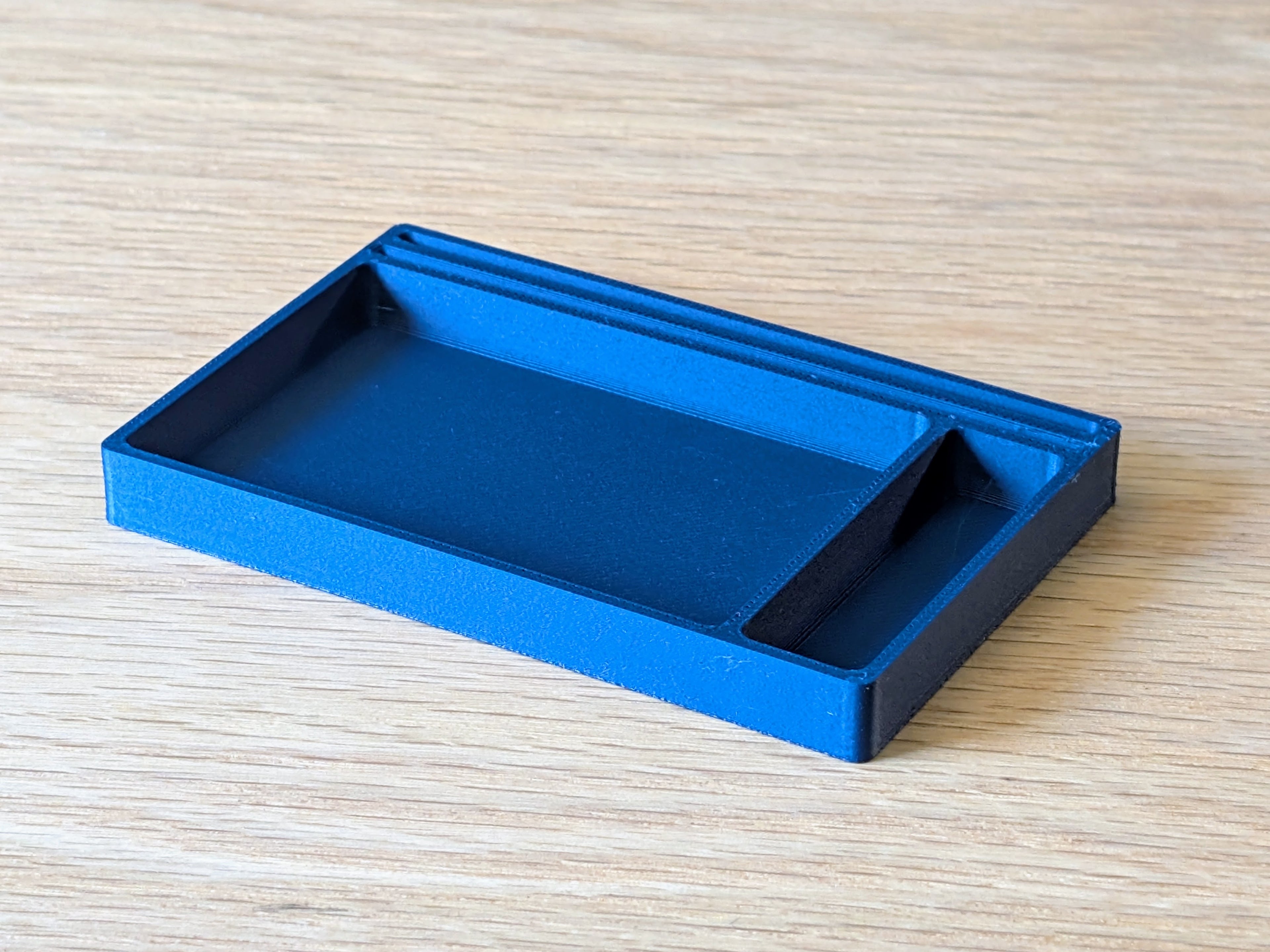 USB and SD card Organizer
