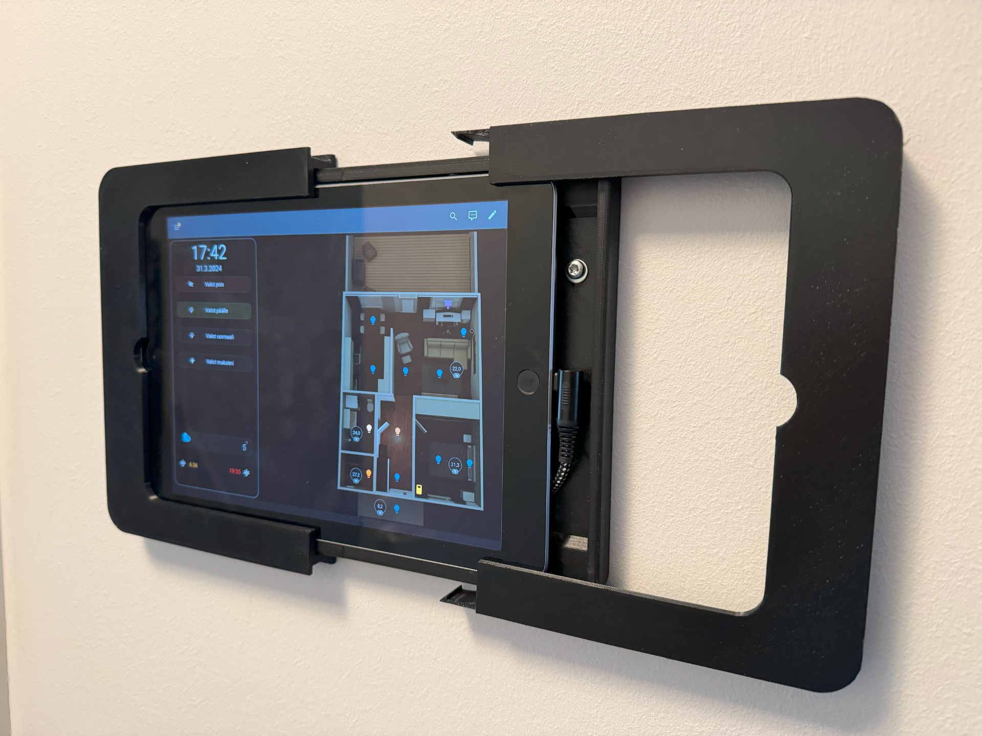iPad Wall Mount