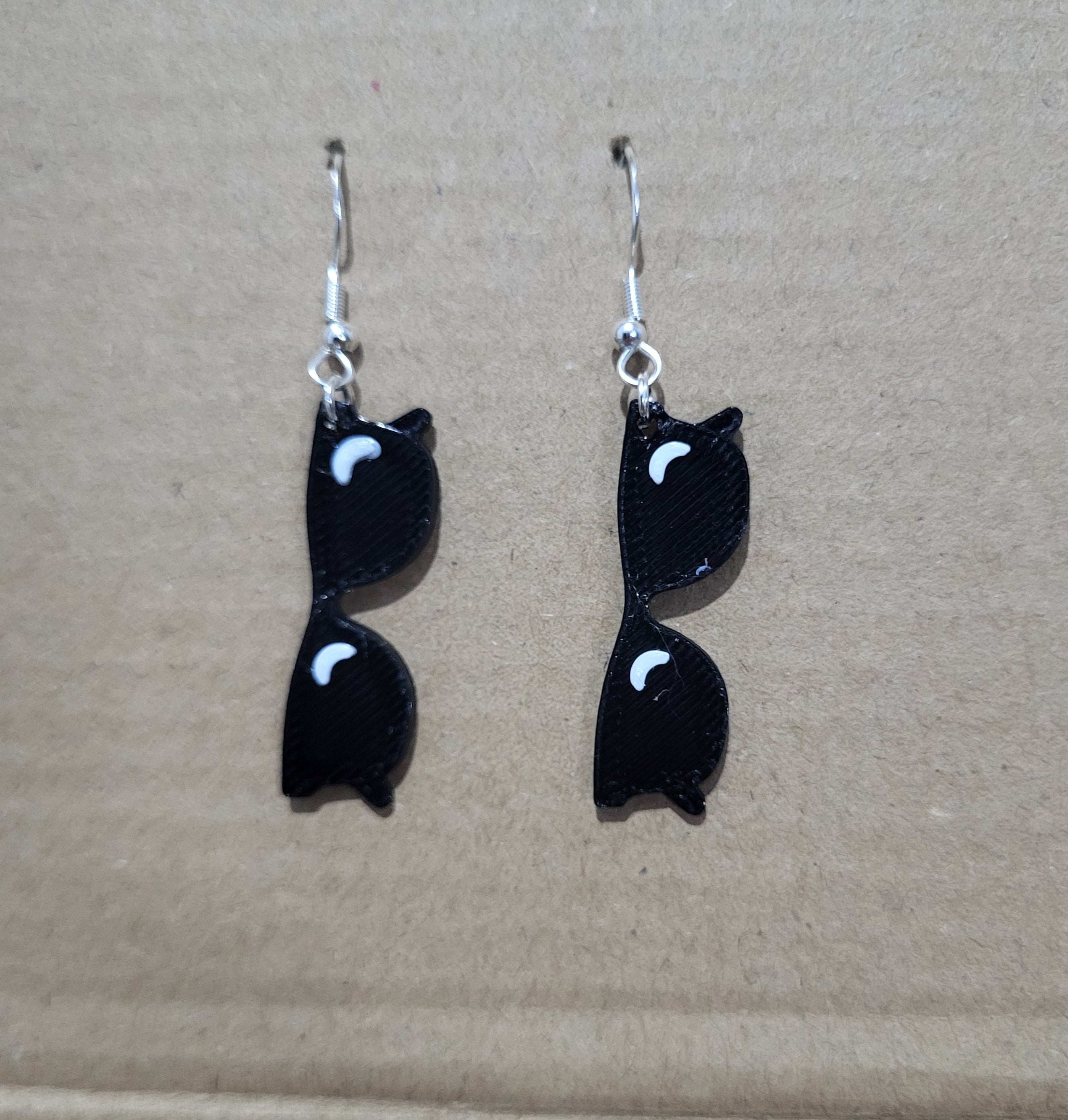 sunglasses earring