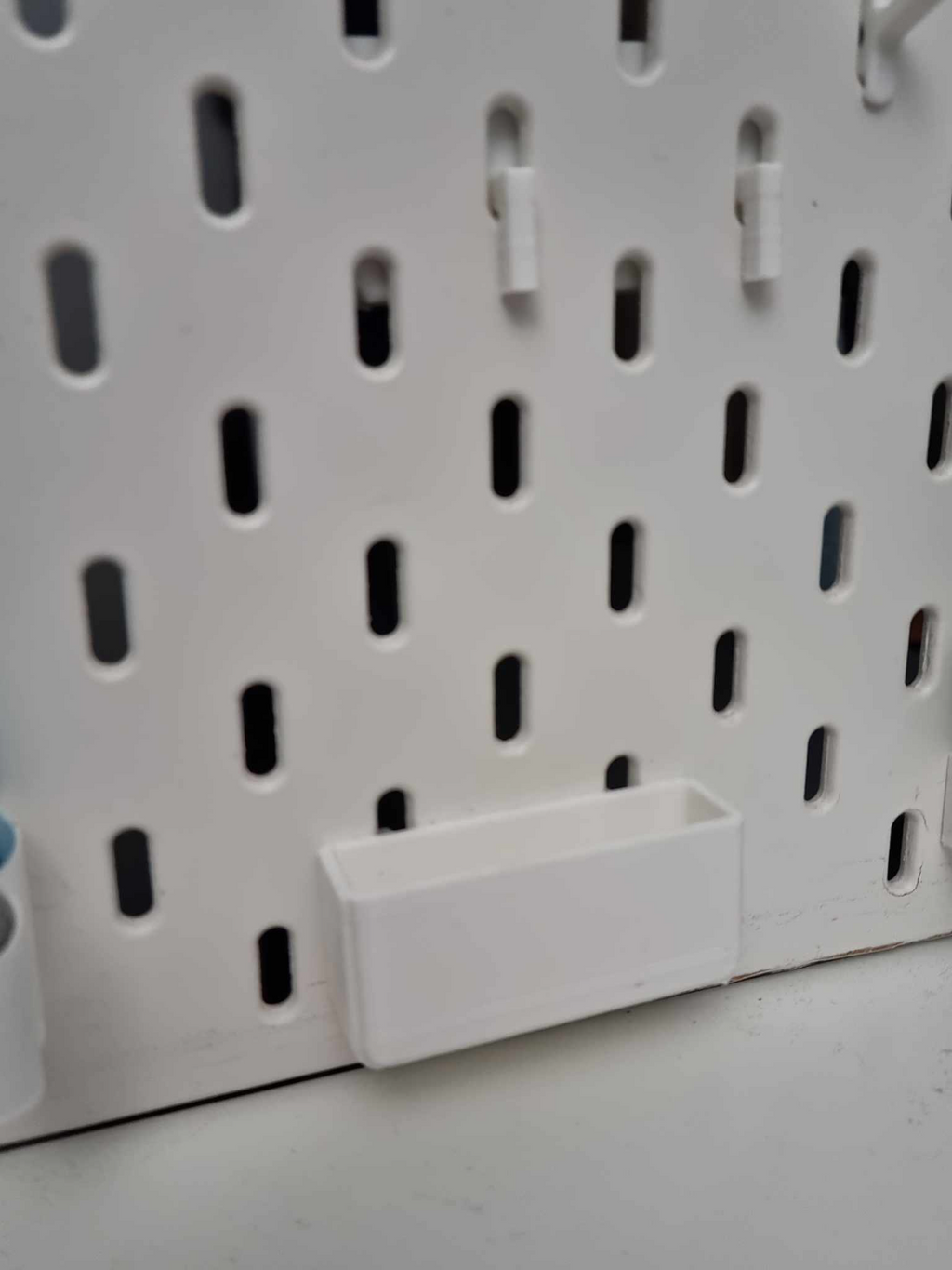 Card wallet holder skadis