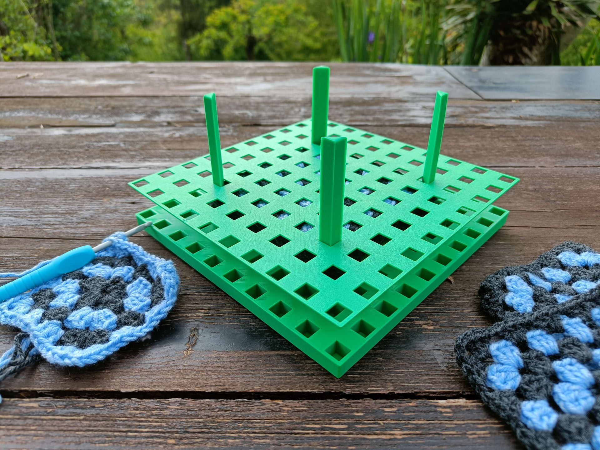 Granny square blocking board