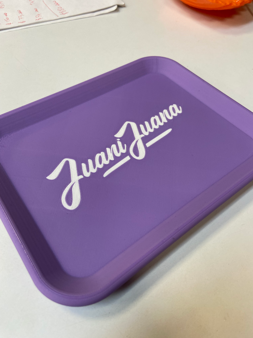 Simple tray