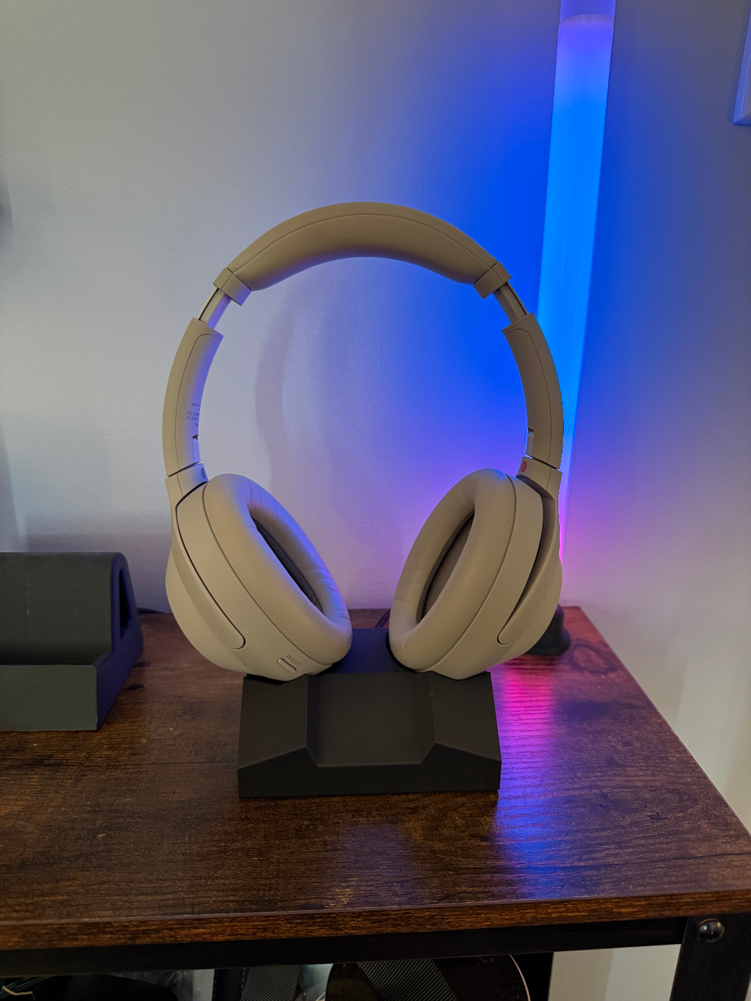 Sony XM3 and XM4 Charging Stand (WH-1000)
