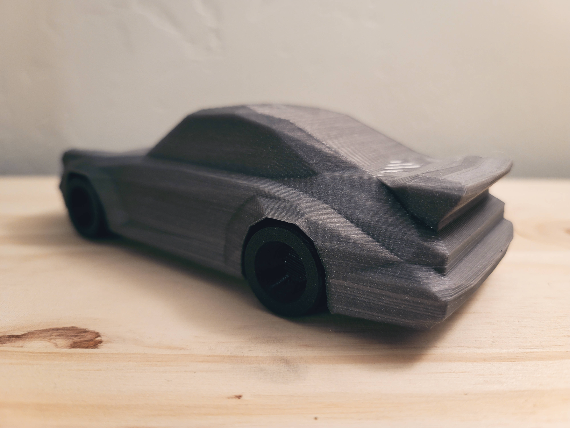 Low Poly Porsche 911 Turbo - Remastered
