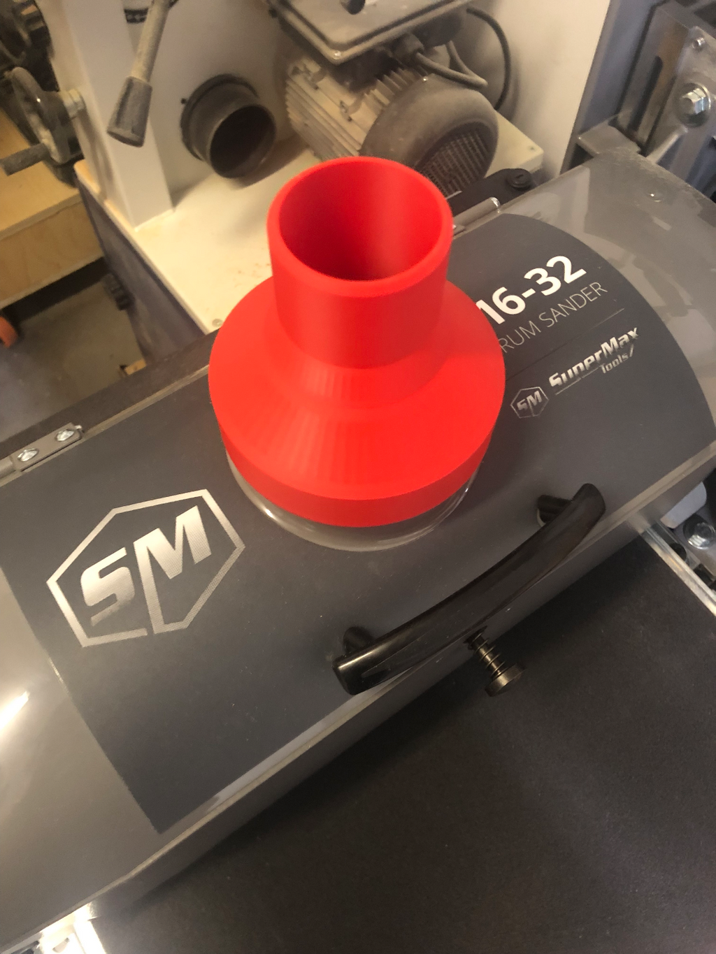 Laguna and Rikon dust port with Dewalt vacuum