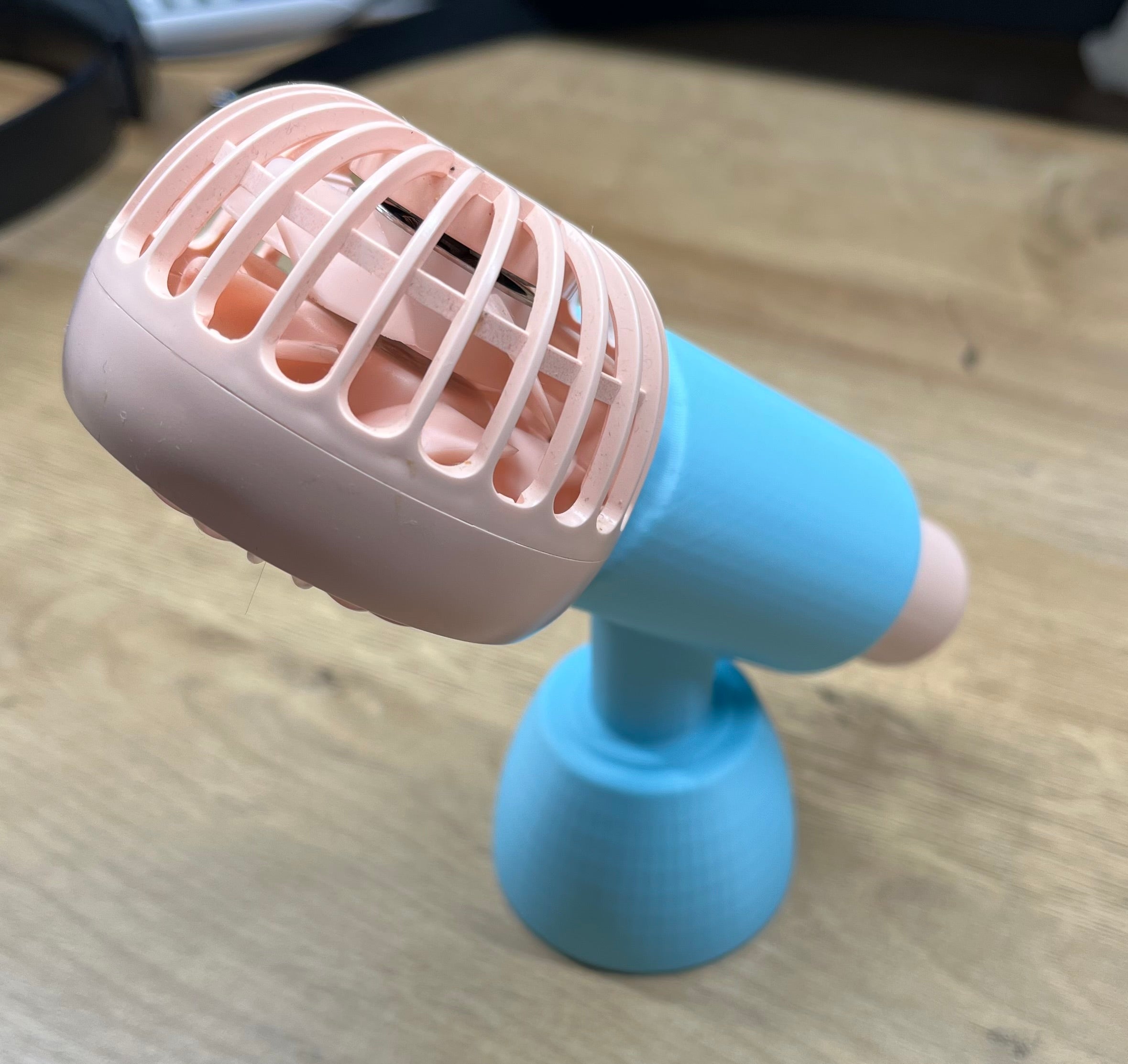 Hand-held Fan Mount - Food Cooling
