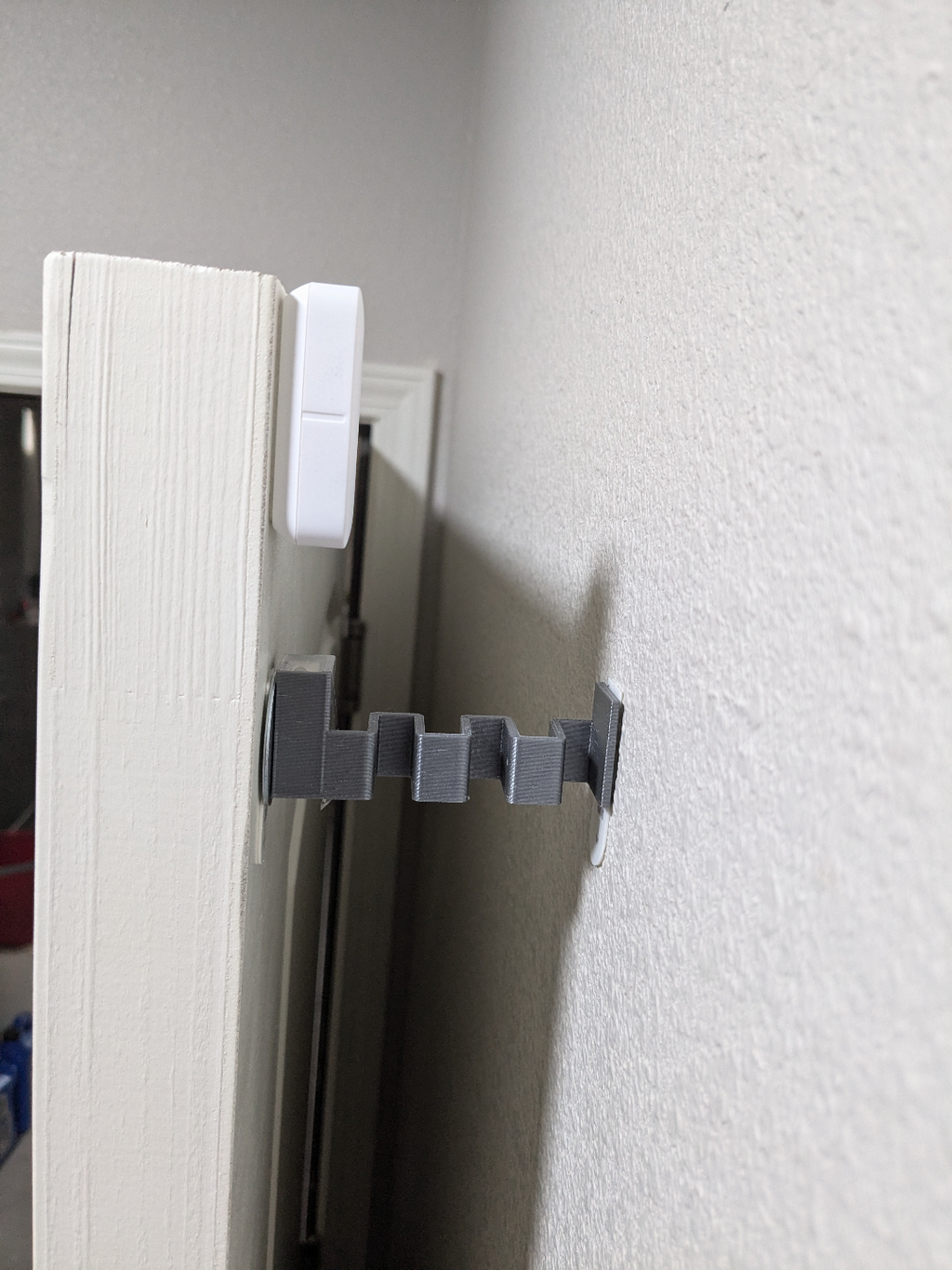 Magnetic Springy Door Stop