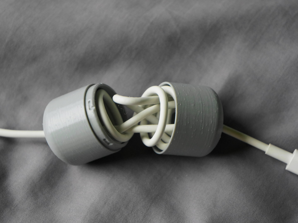 Cable Hide
