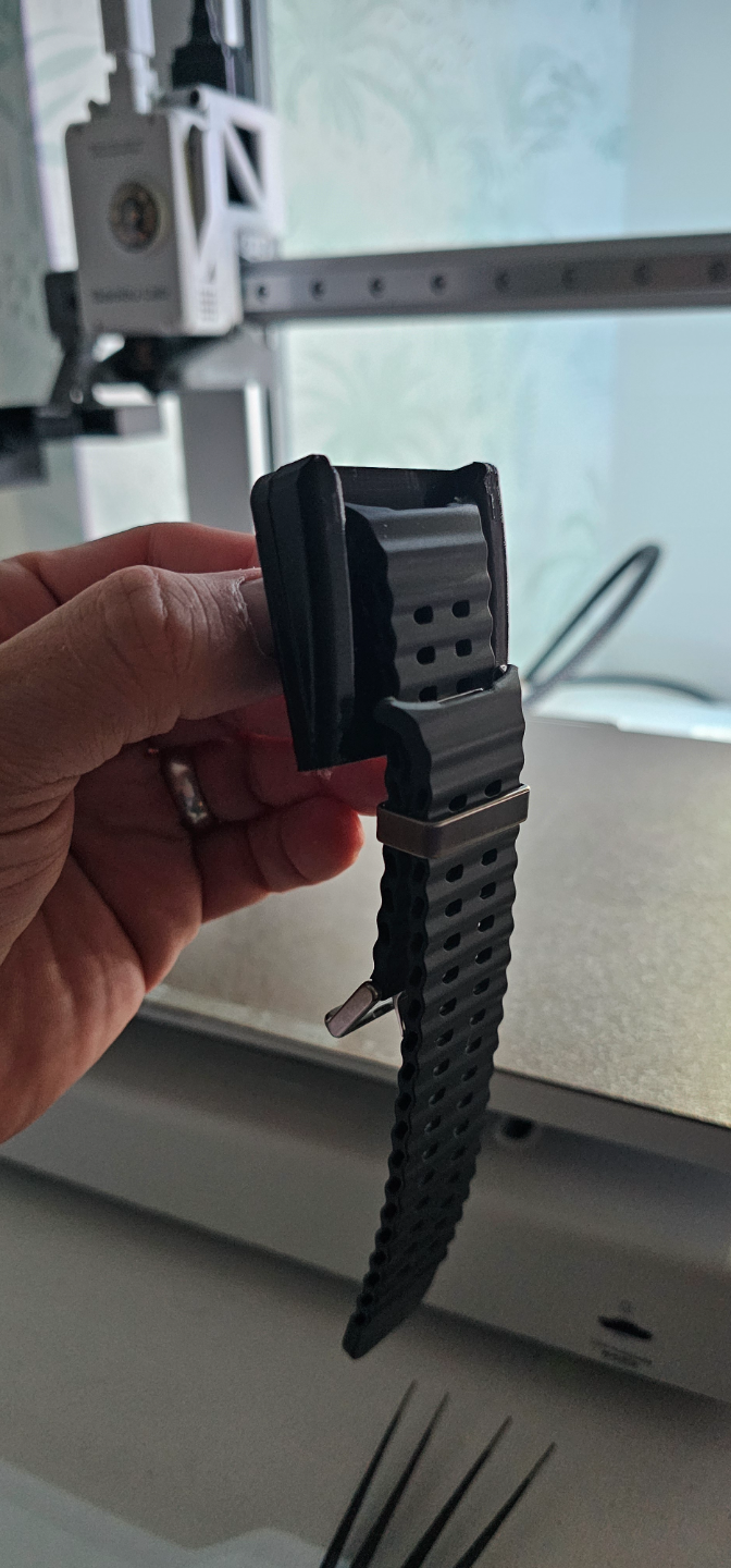 Galaxy Watch Ultra strap holder Skadis