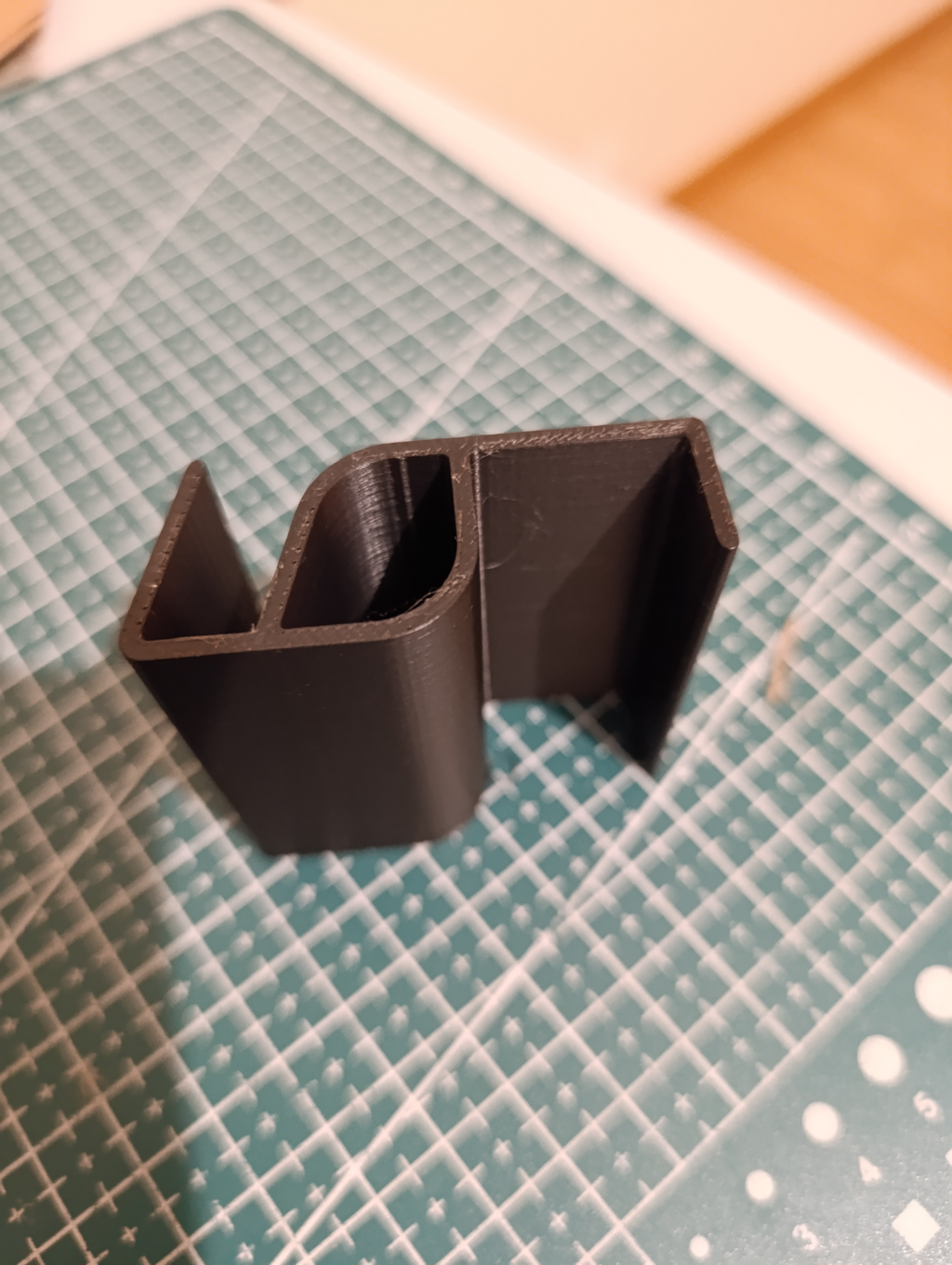 Larger and squarer Monitor Phone Webcam Mount