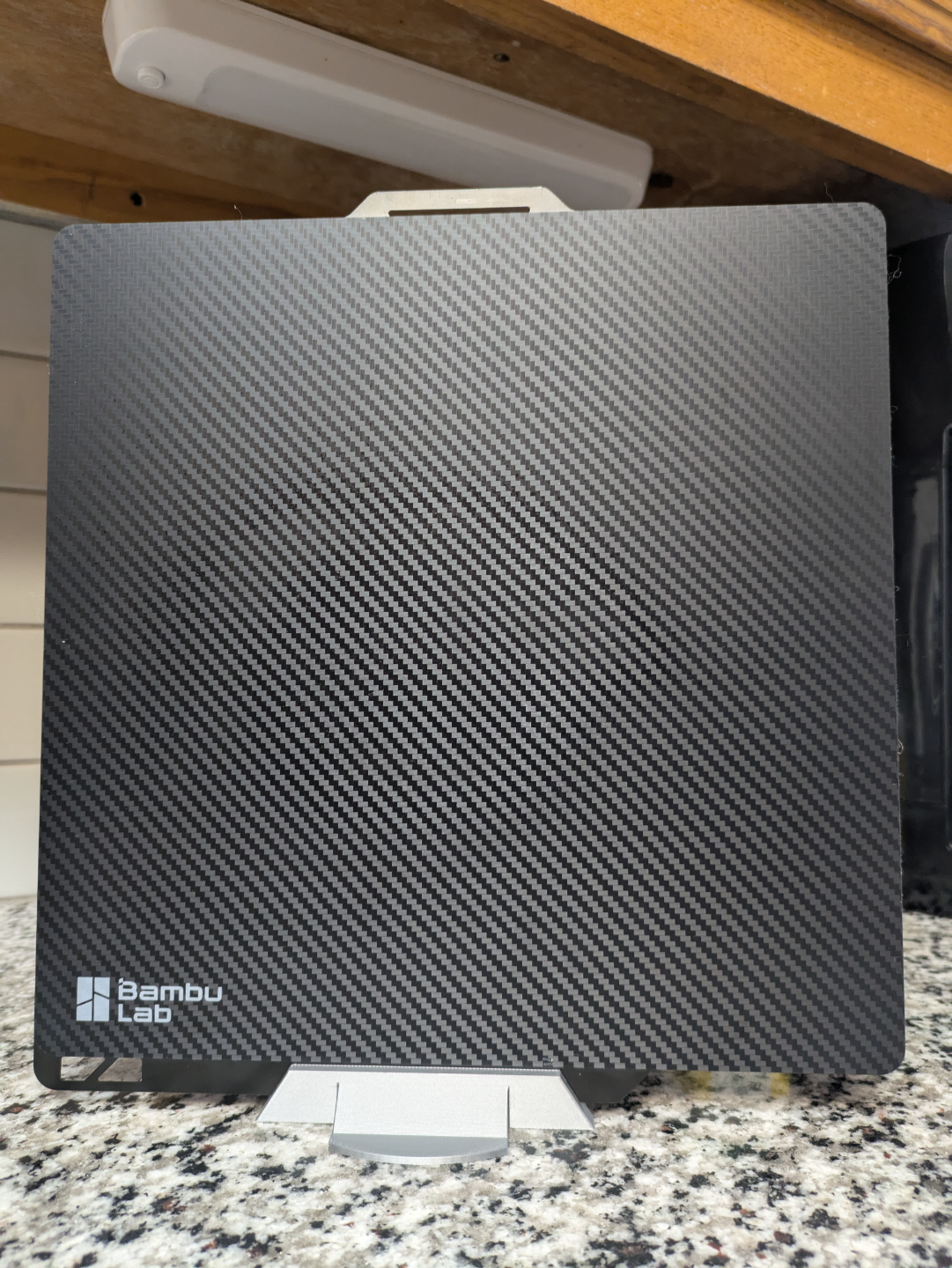 Build plate holder