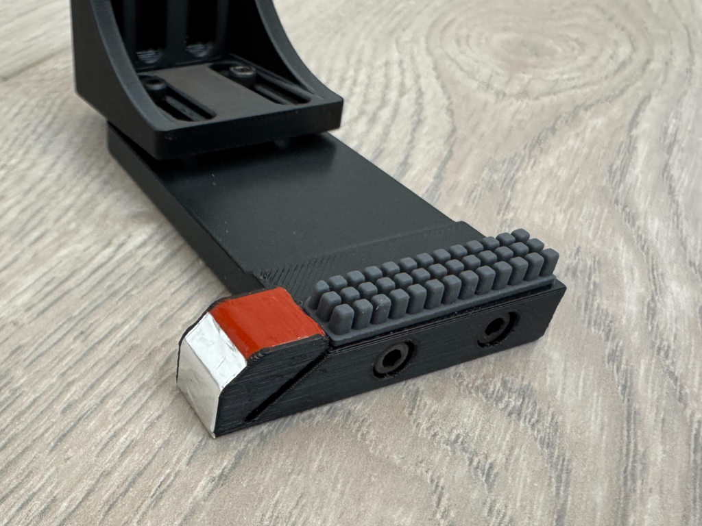 Adjustable gantry mounted nozzle park and brush