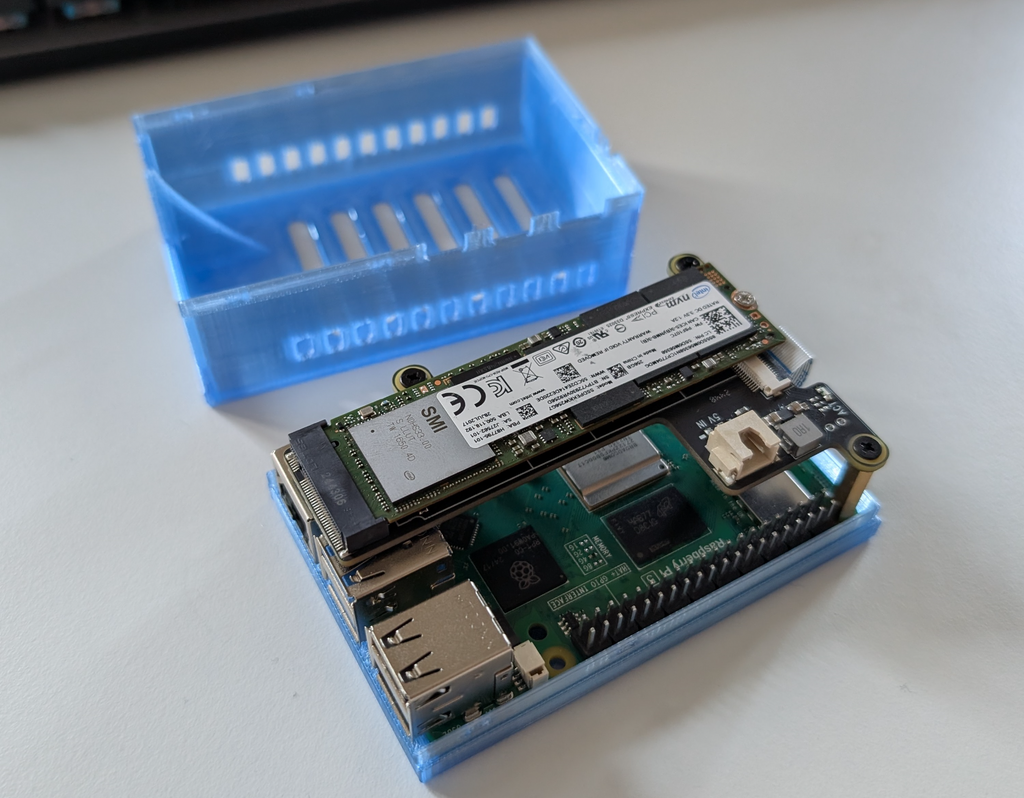 Raspberry pi 5 with NVME shield case