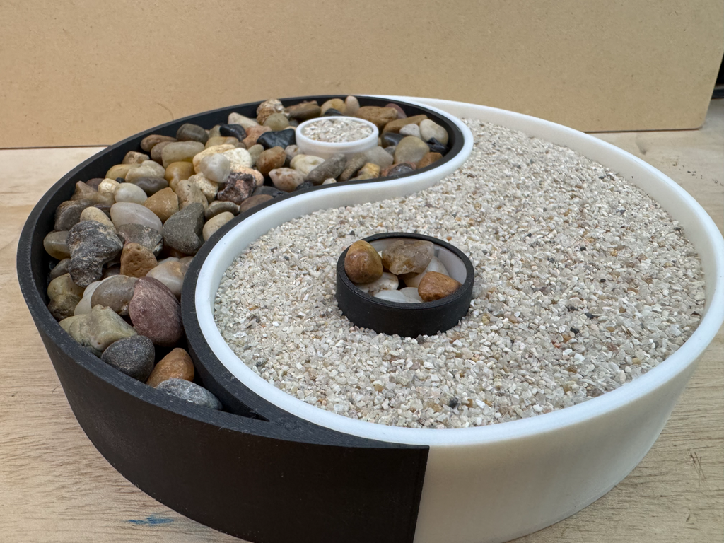 Yin Yang Zen Garden With Accessories And Lid