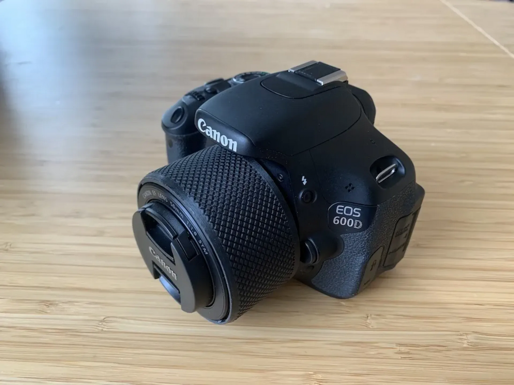 Canon EF 50mm F1.8 STM Lens Hood