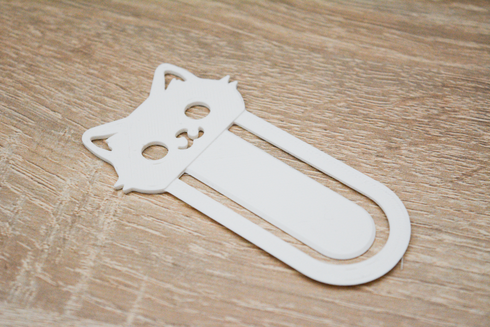 Cute cat bookmark