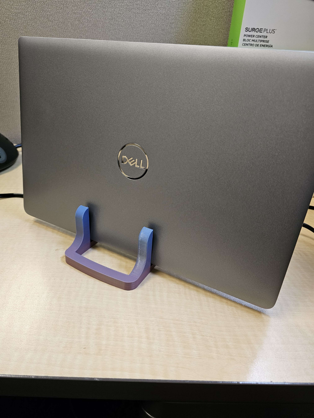 Parametric Vertical Laptop Stand