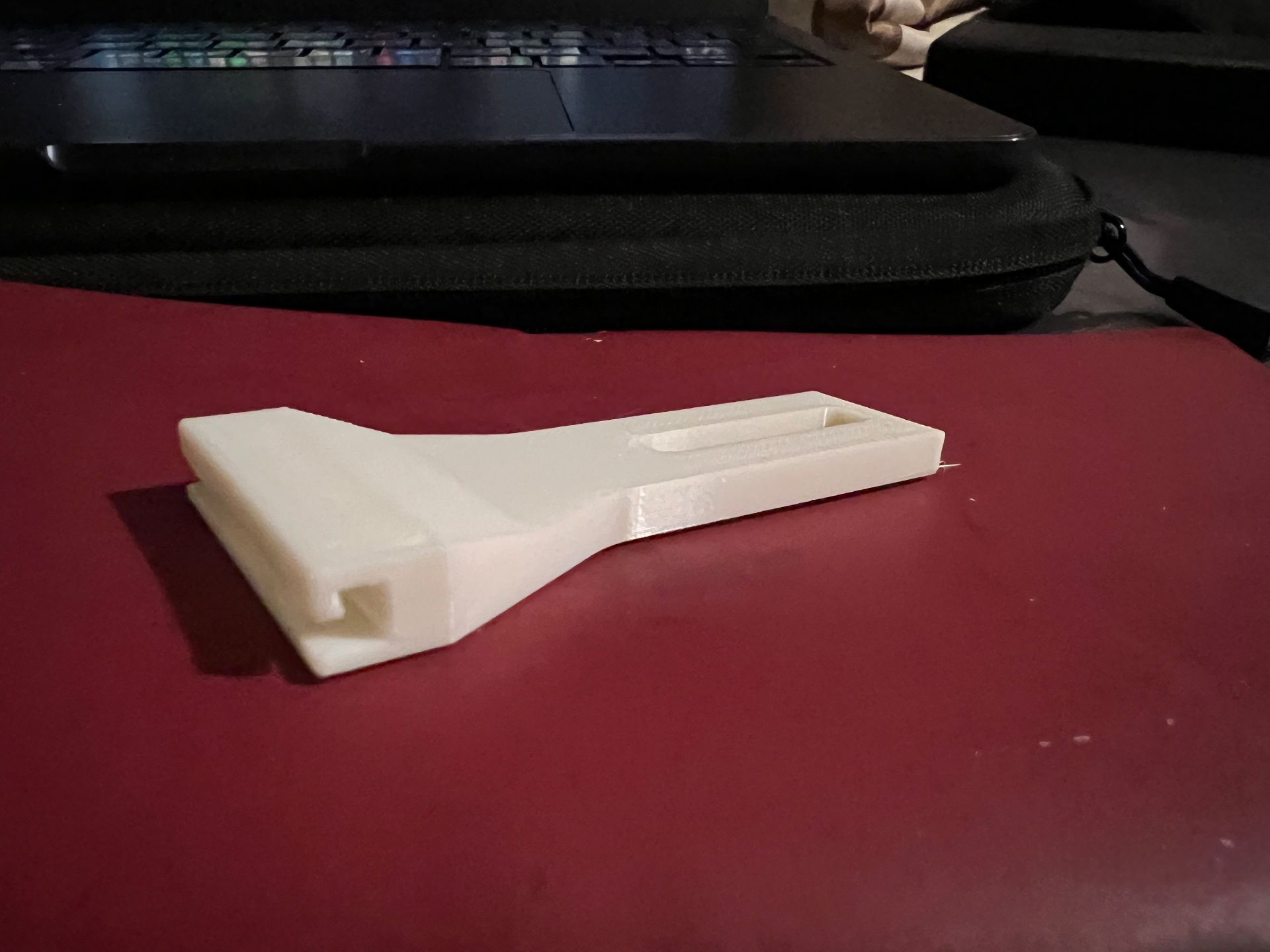 Rechargeable Bed Scraper