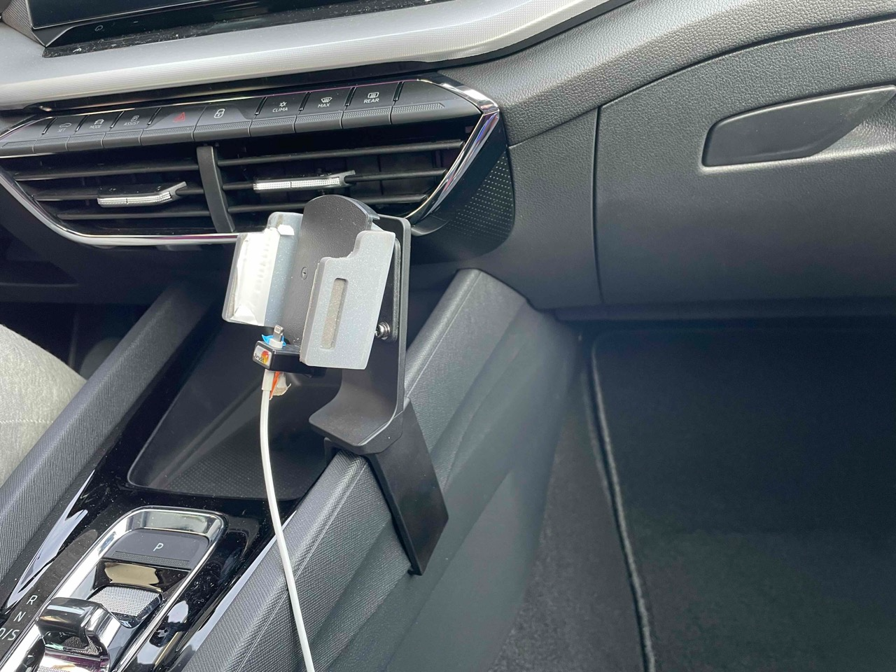 Support smartphone skoda octavie