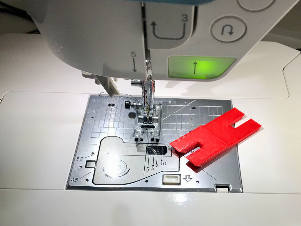 Sewing height compensation tool (Hebamme)