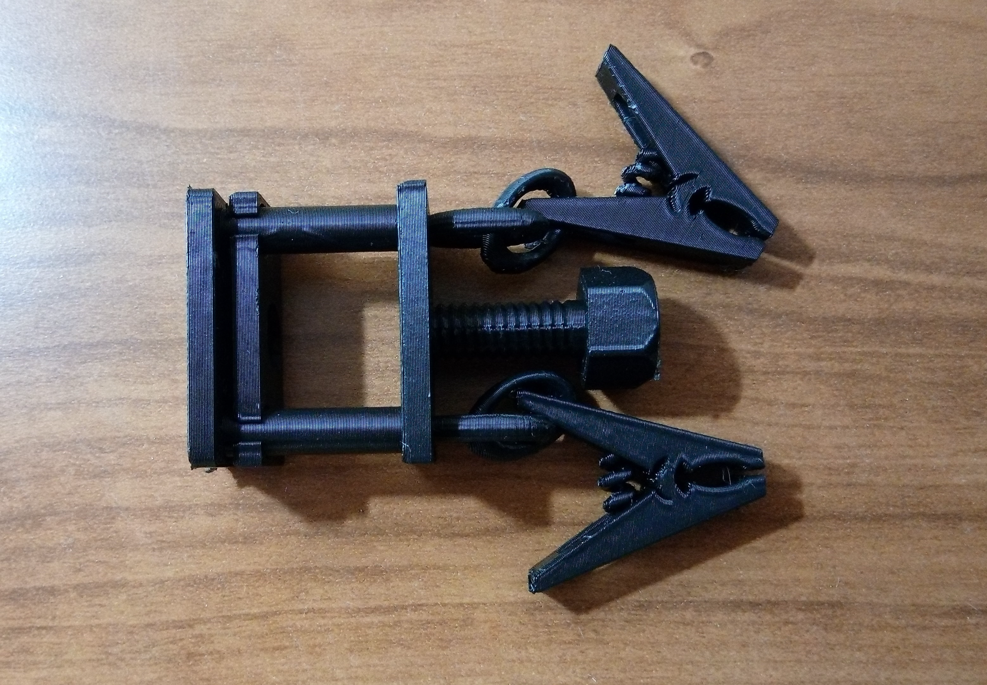 Clamp-on Clothespins