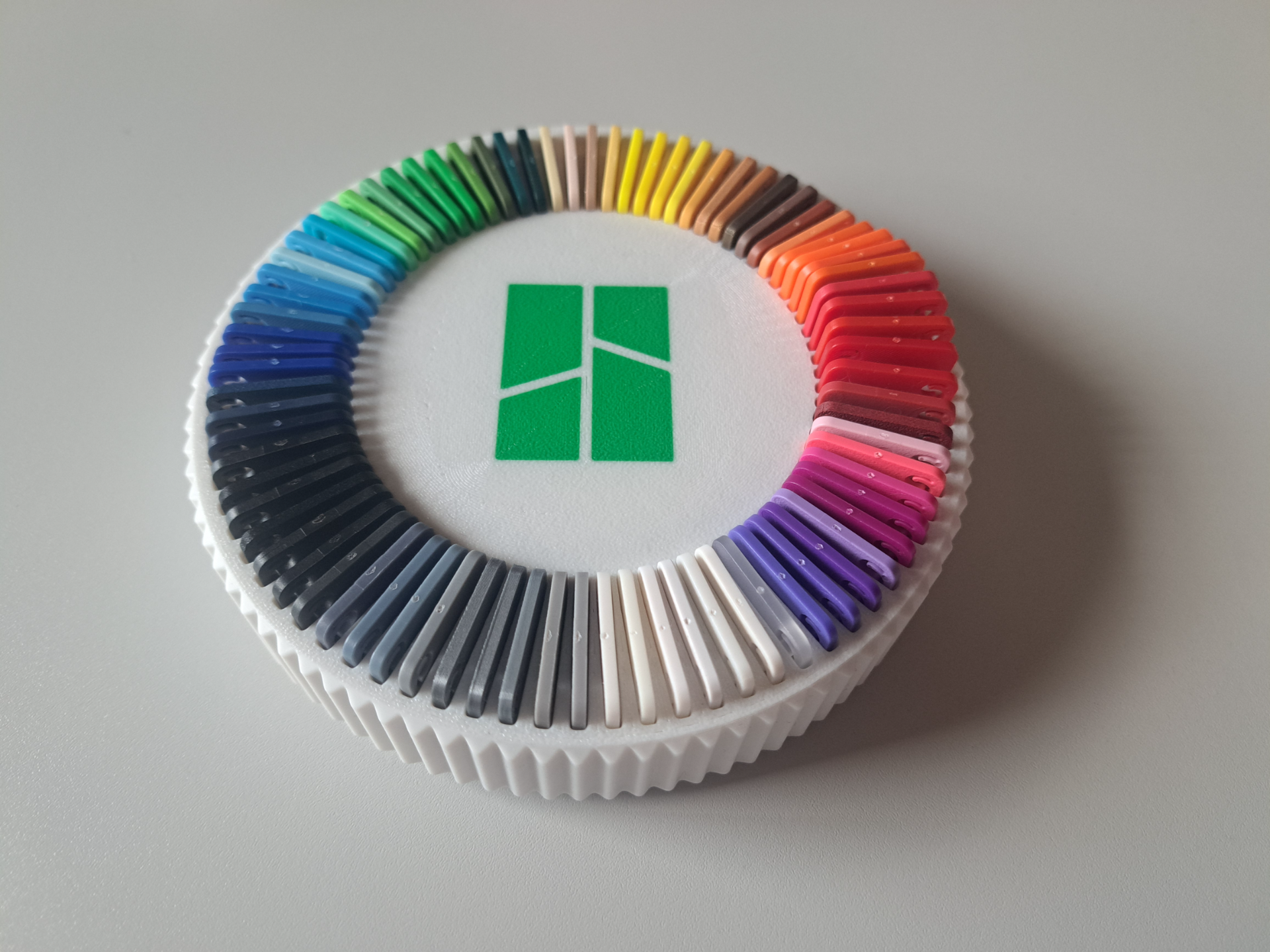 Spinning filament swatch box (with 608zz bearing)