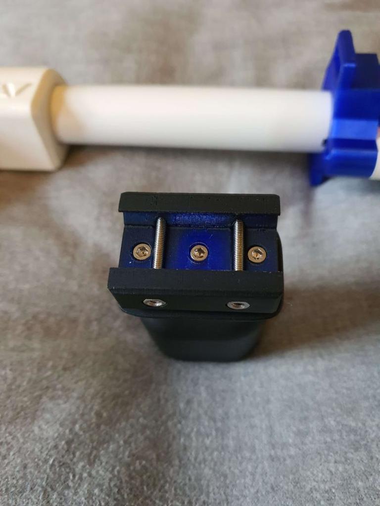 Stubby Vertical Grip - Picatinny