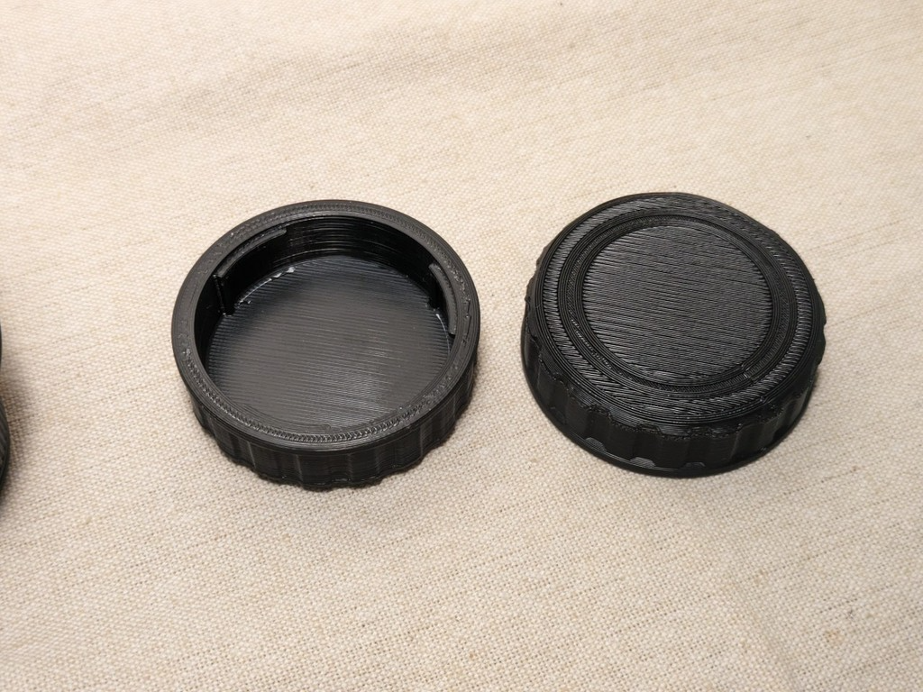 Nikon F mount lens cap