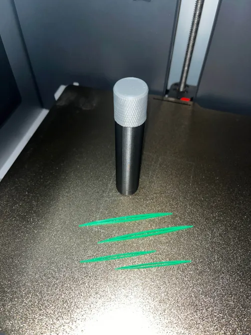 Stopfnadeln mit Etui