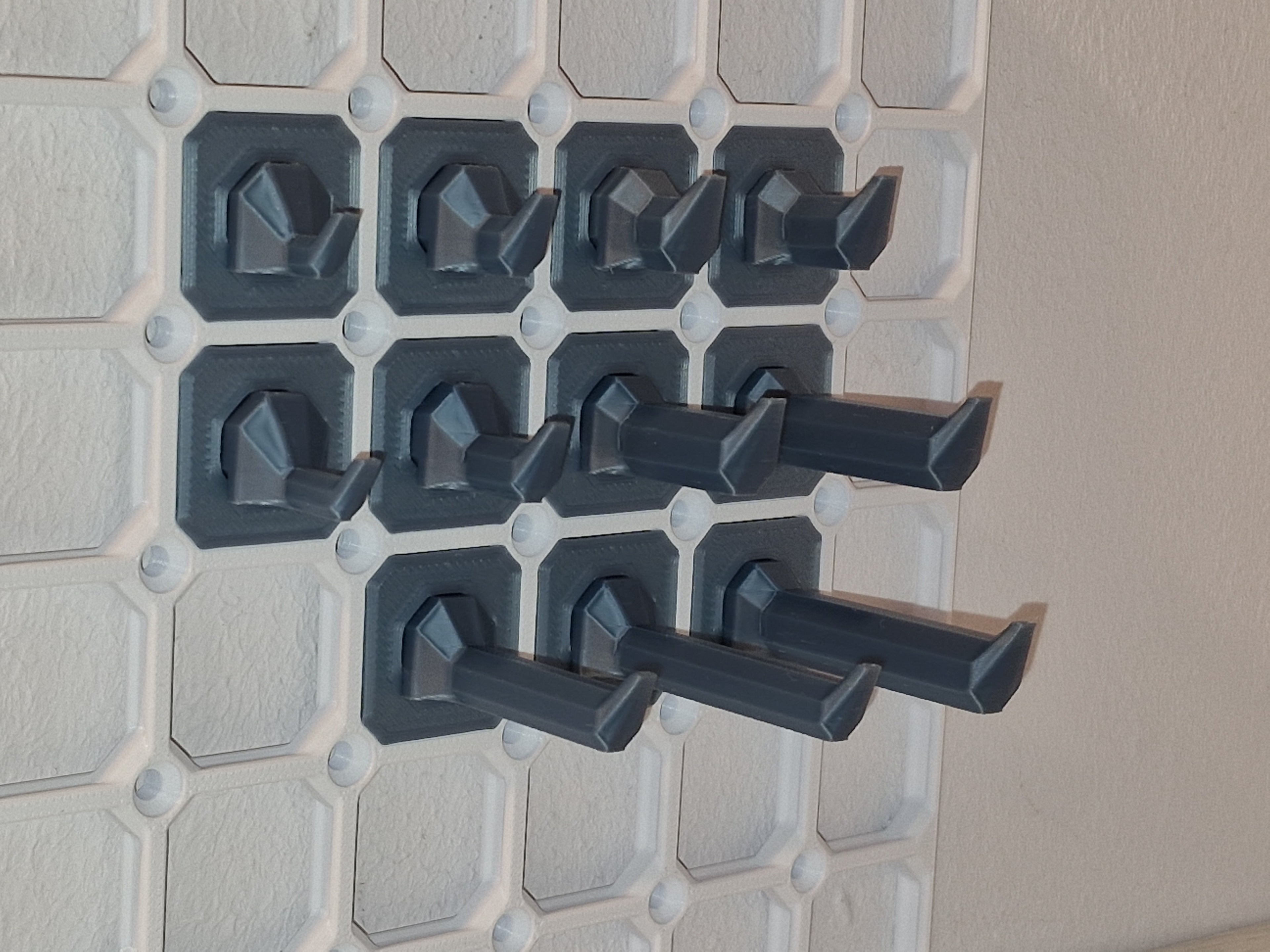openGrid snaps for Multiboard peg