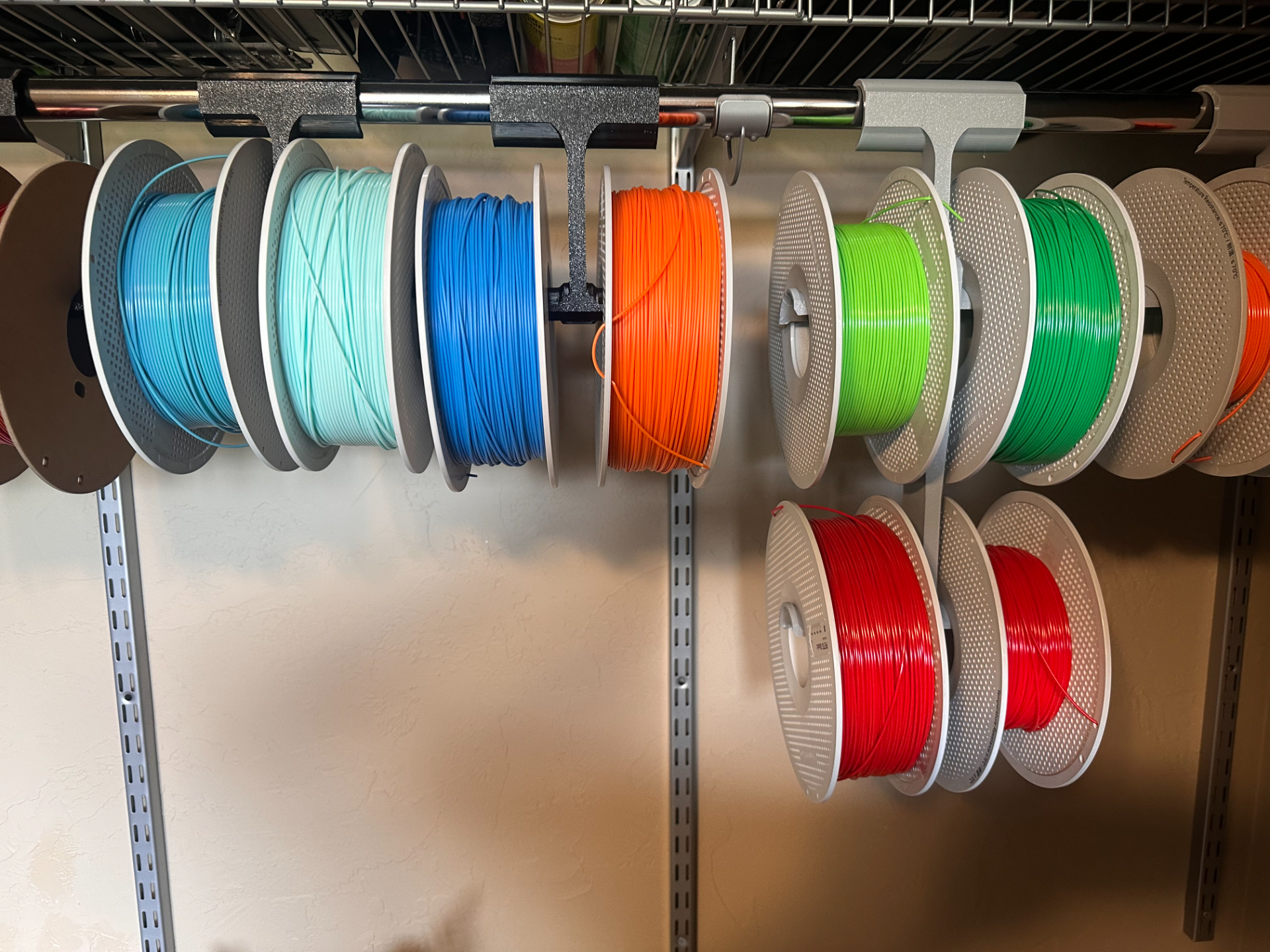 SPOOL HOLDER CLOSET