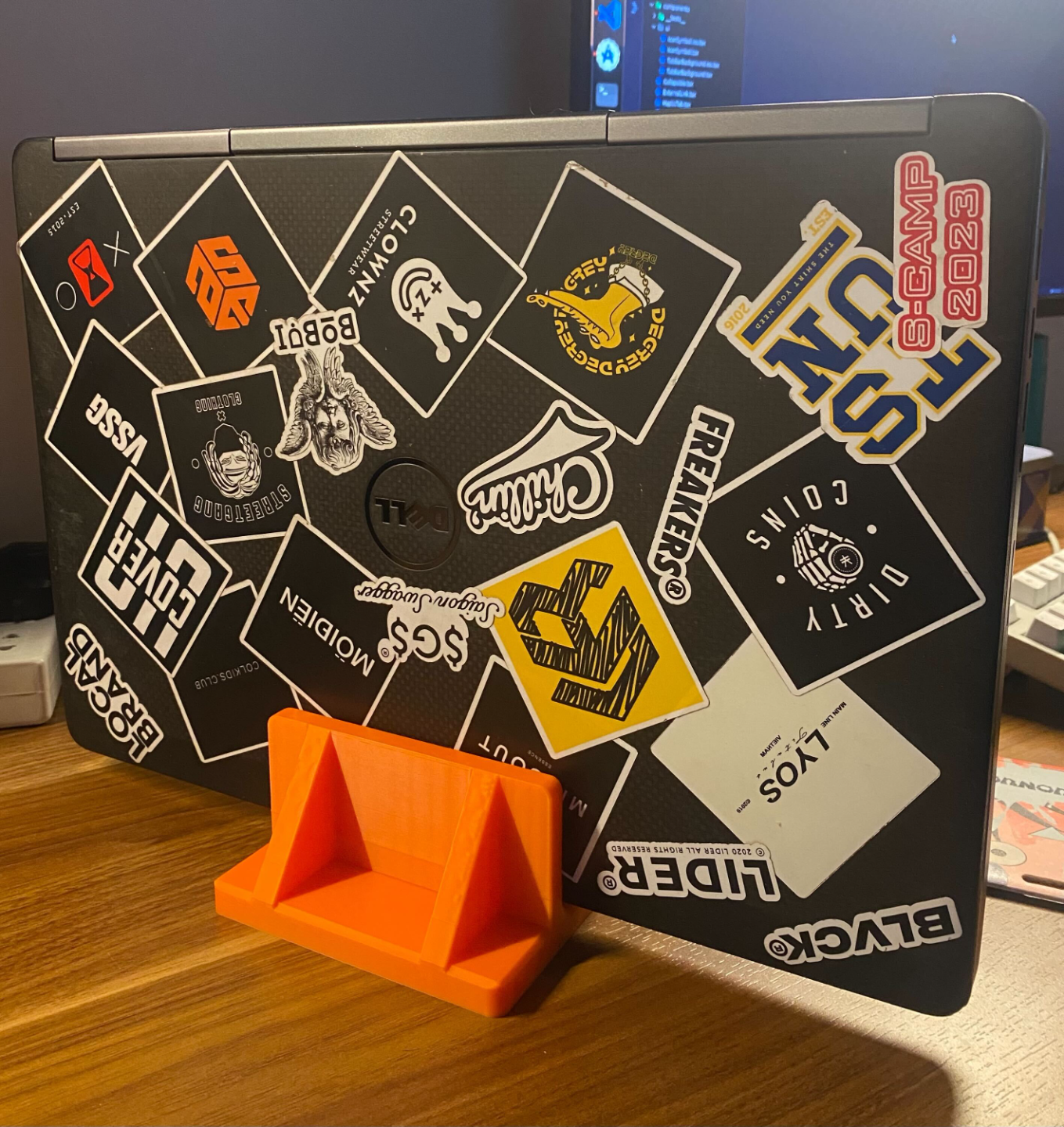 15.6 inch - Laptop stand