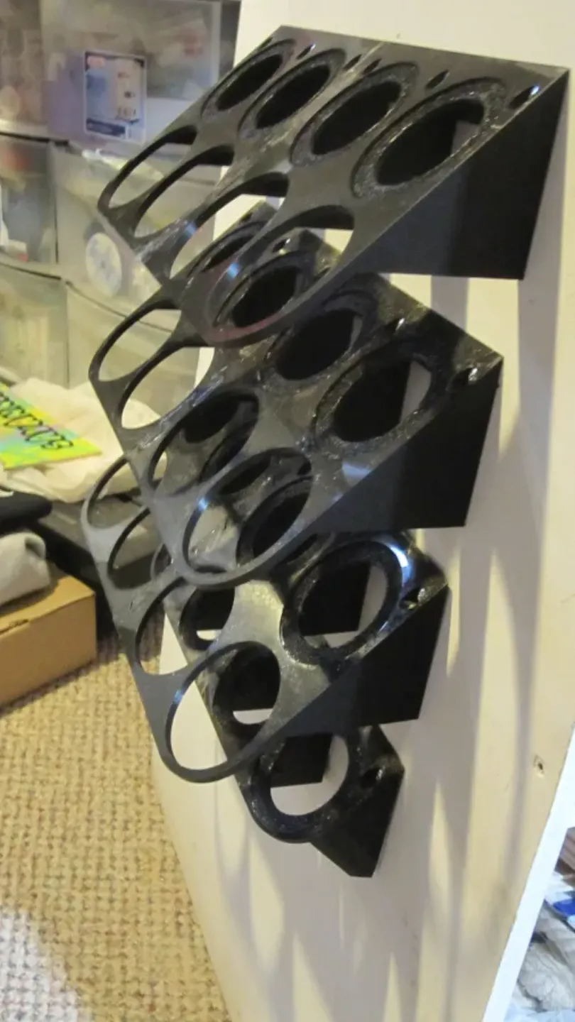 Spray Paint Can Holder