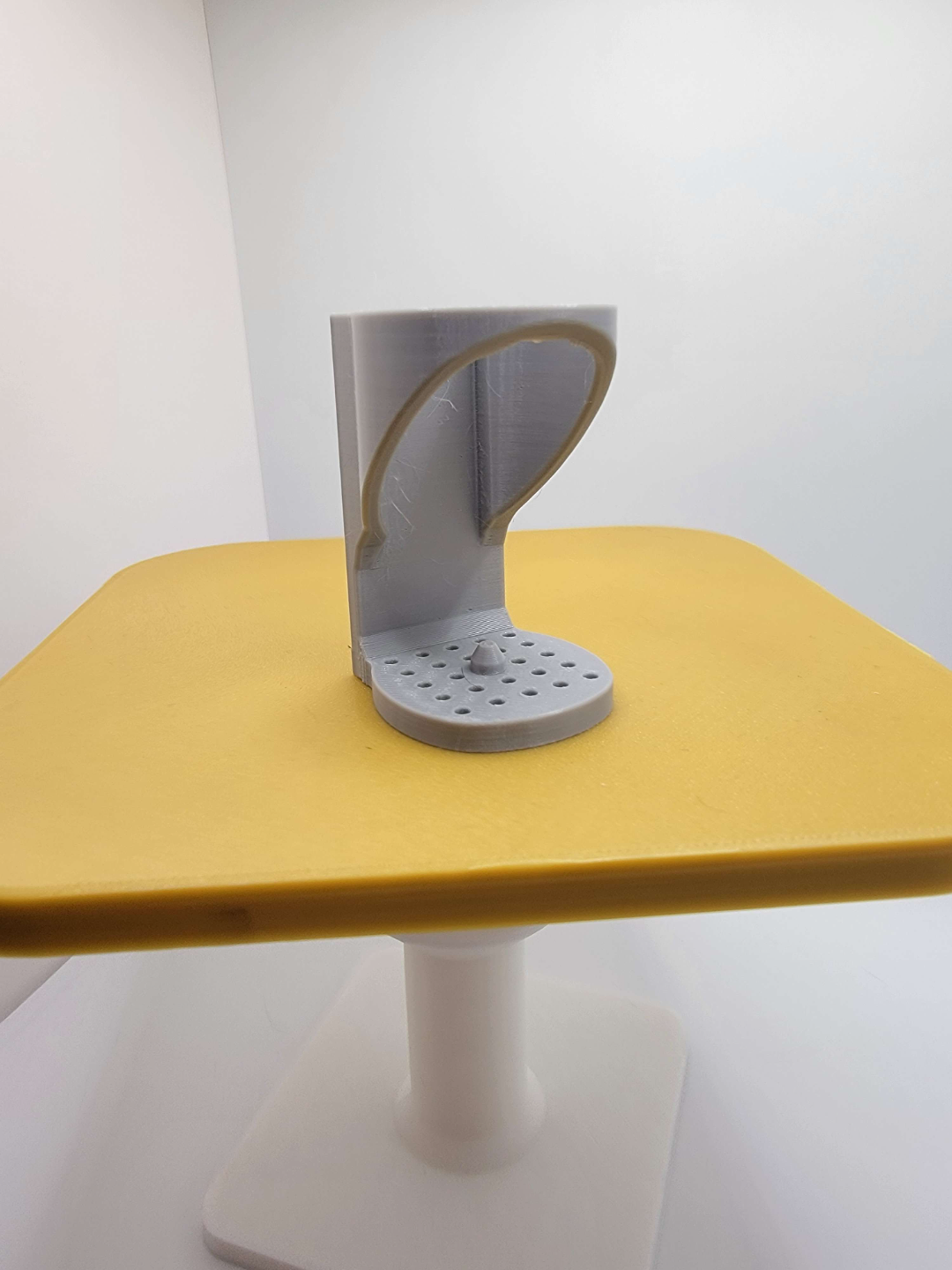 Electric Toothbrush Holder (with drain geometry)