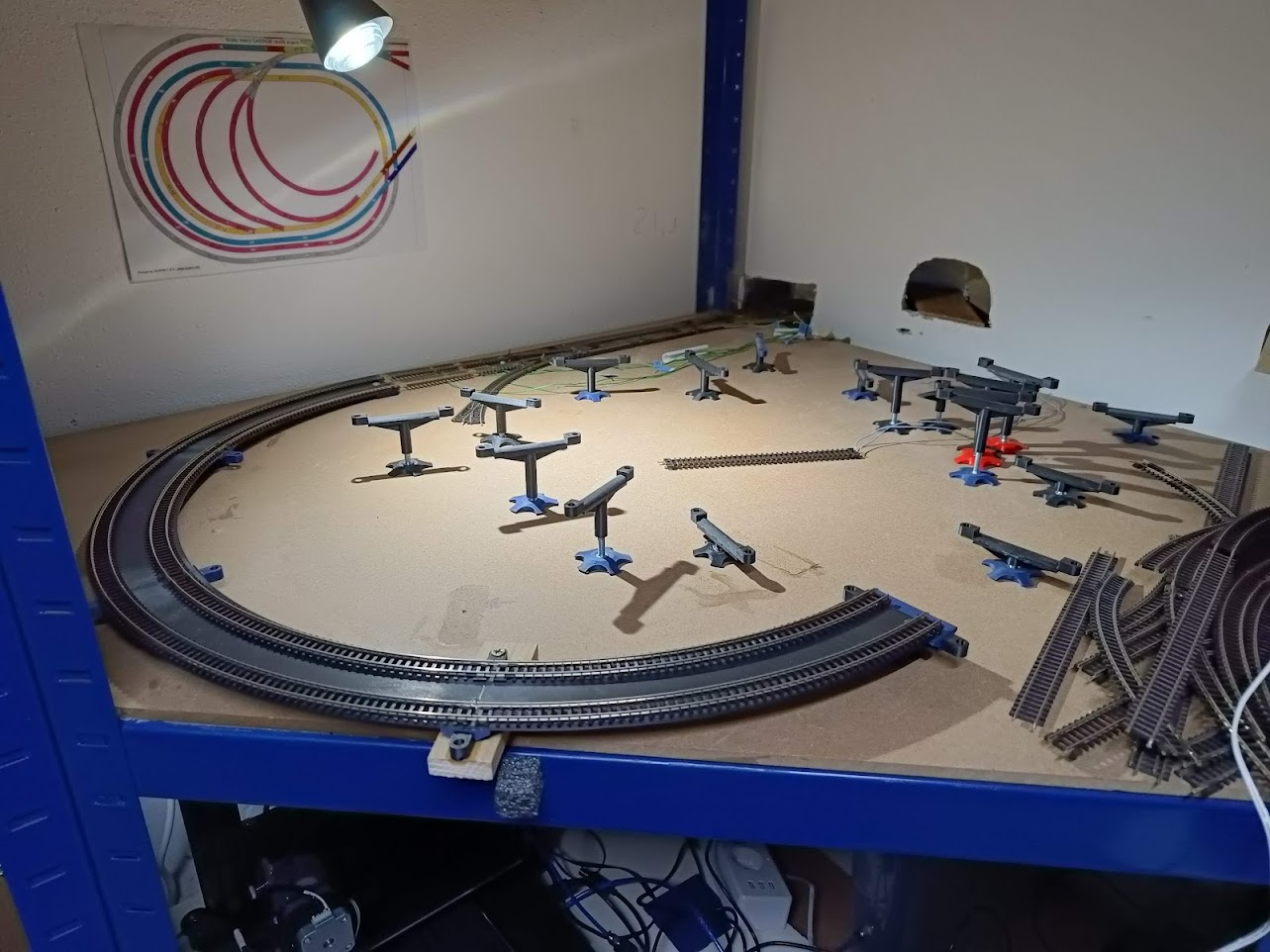 N scale ramp supports