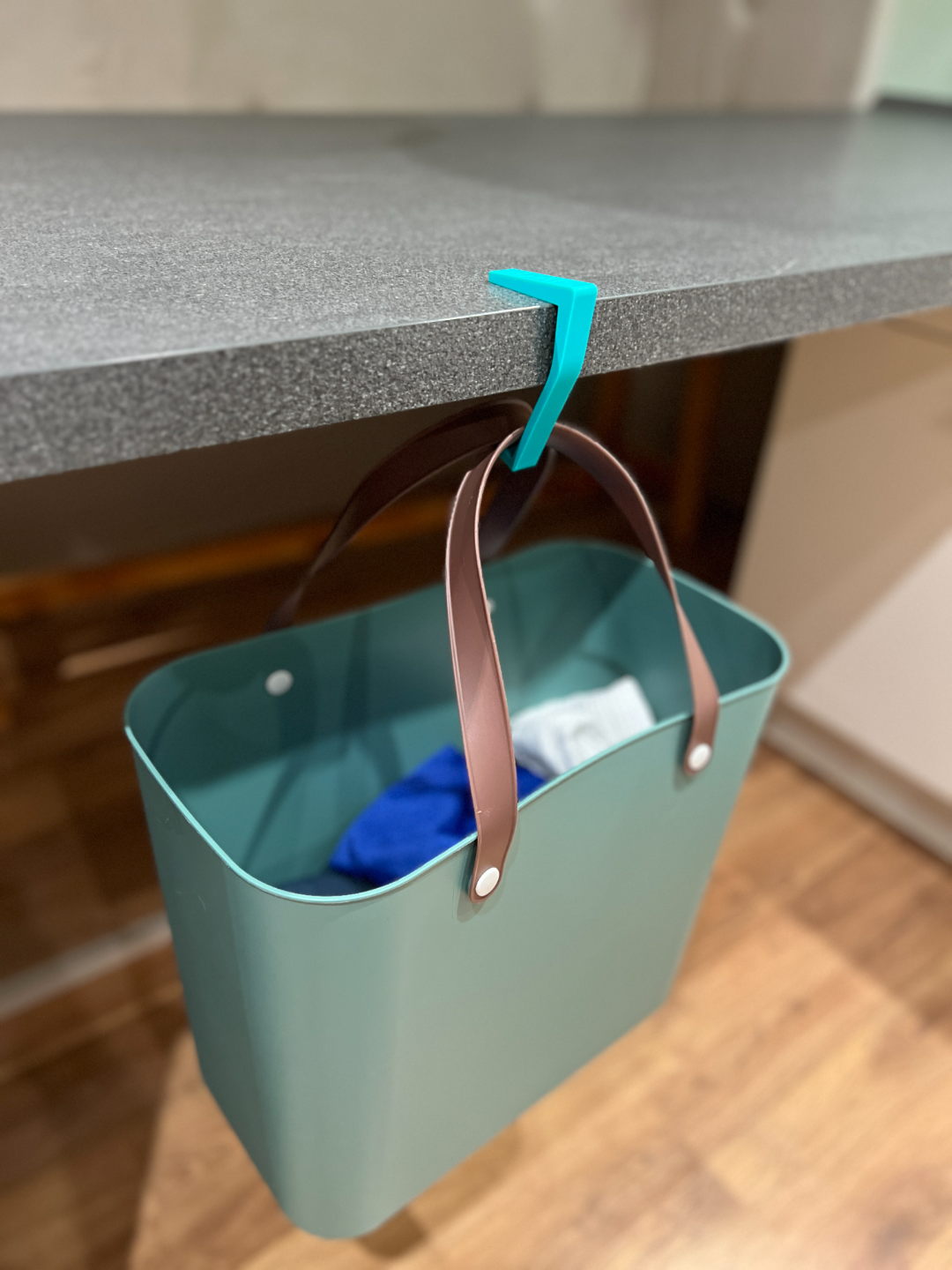 Portable Bag Hanger for Table / Handtaschenhalter