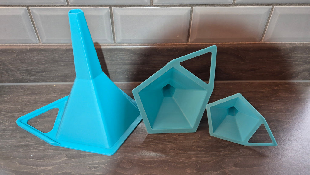 Set of 3 geometric funnels